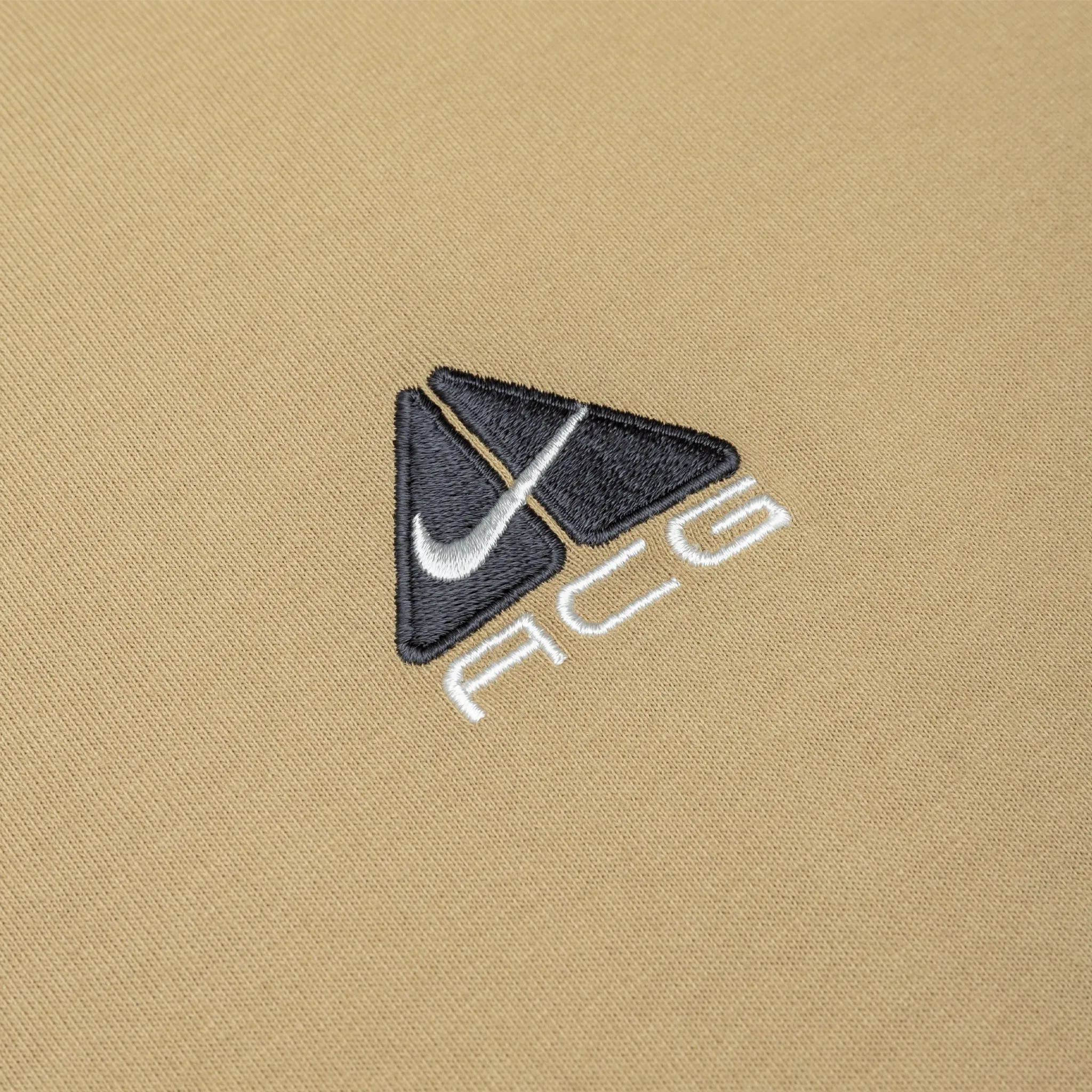 ACG EMBLEM T-SHIRT PARCHUTE BEIGE