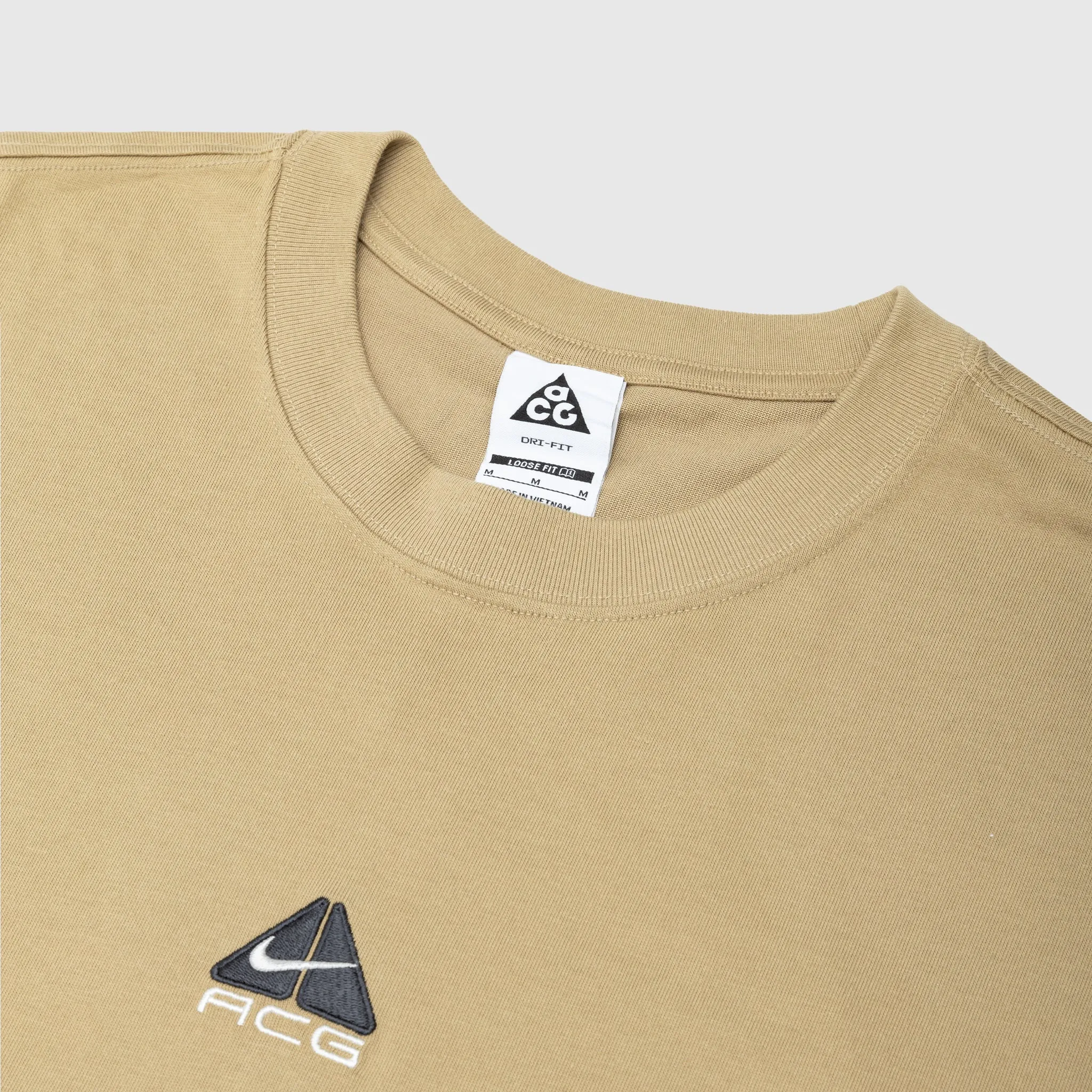 ACG EMBLEM T-SHIRT PARCHUTE BEIGE
