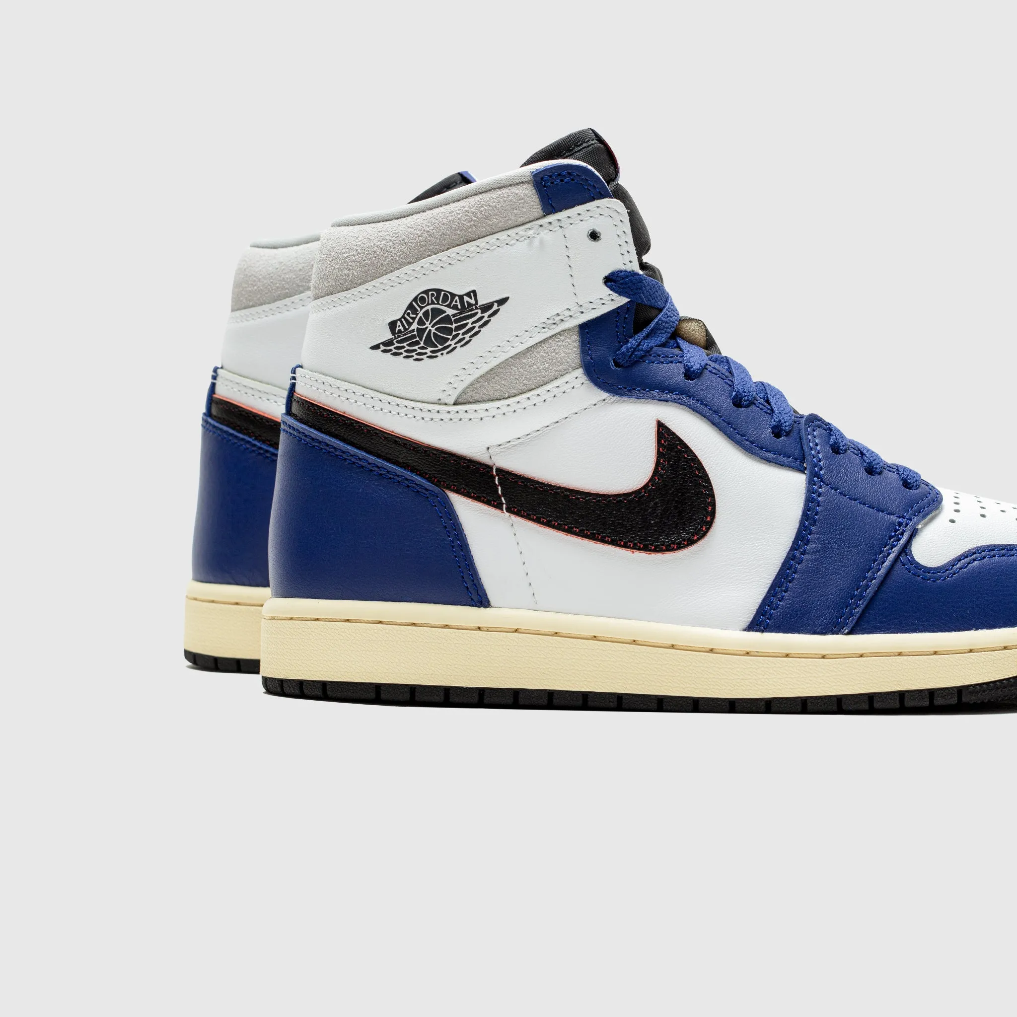 AIR JORDAN 1 RETRO HIGH OG DEEP ROYAL BLUE