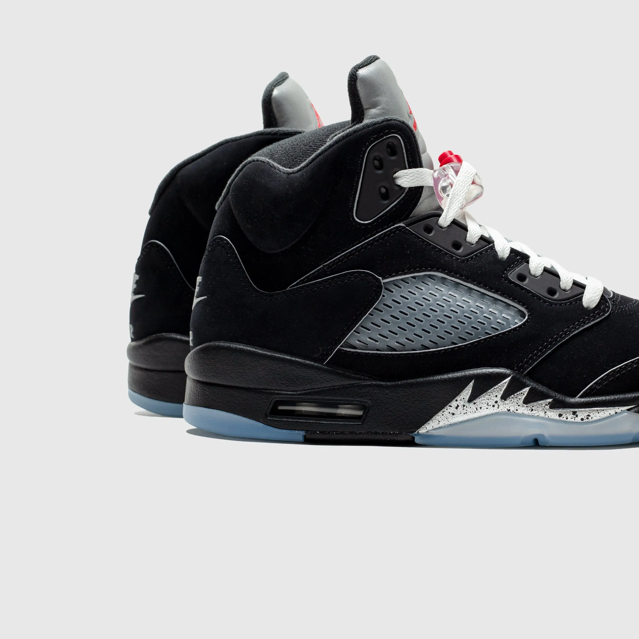 AIR JORDAN 5 RETRO OG BLACK METALLIC REIMAGINED