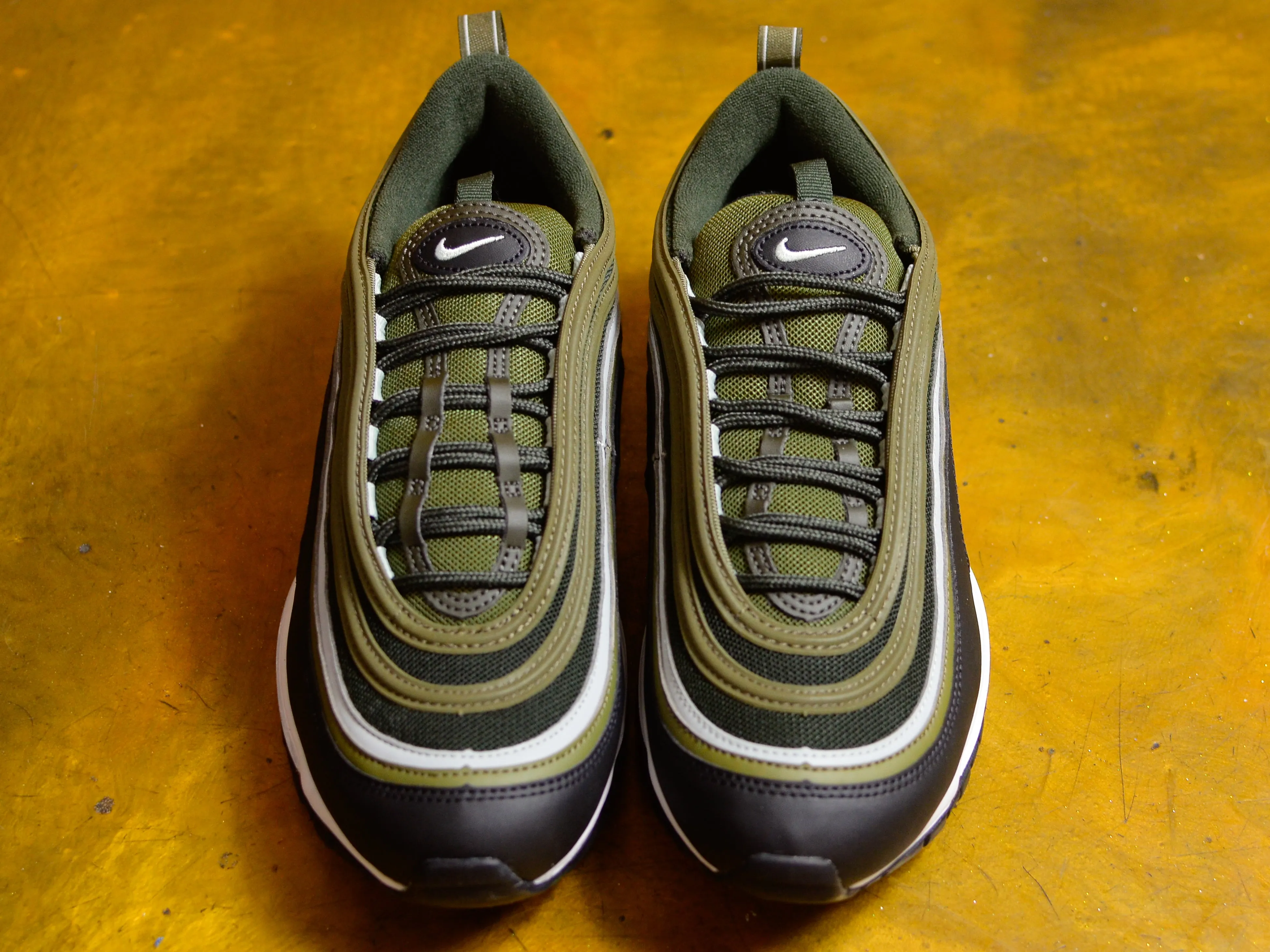Air Max 97 -Medium Olive / Light Silver