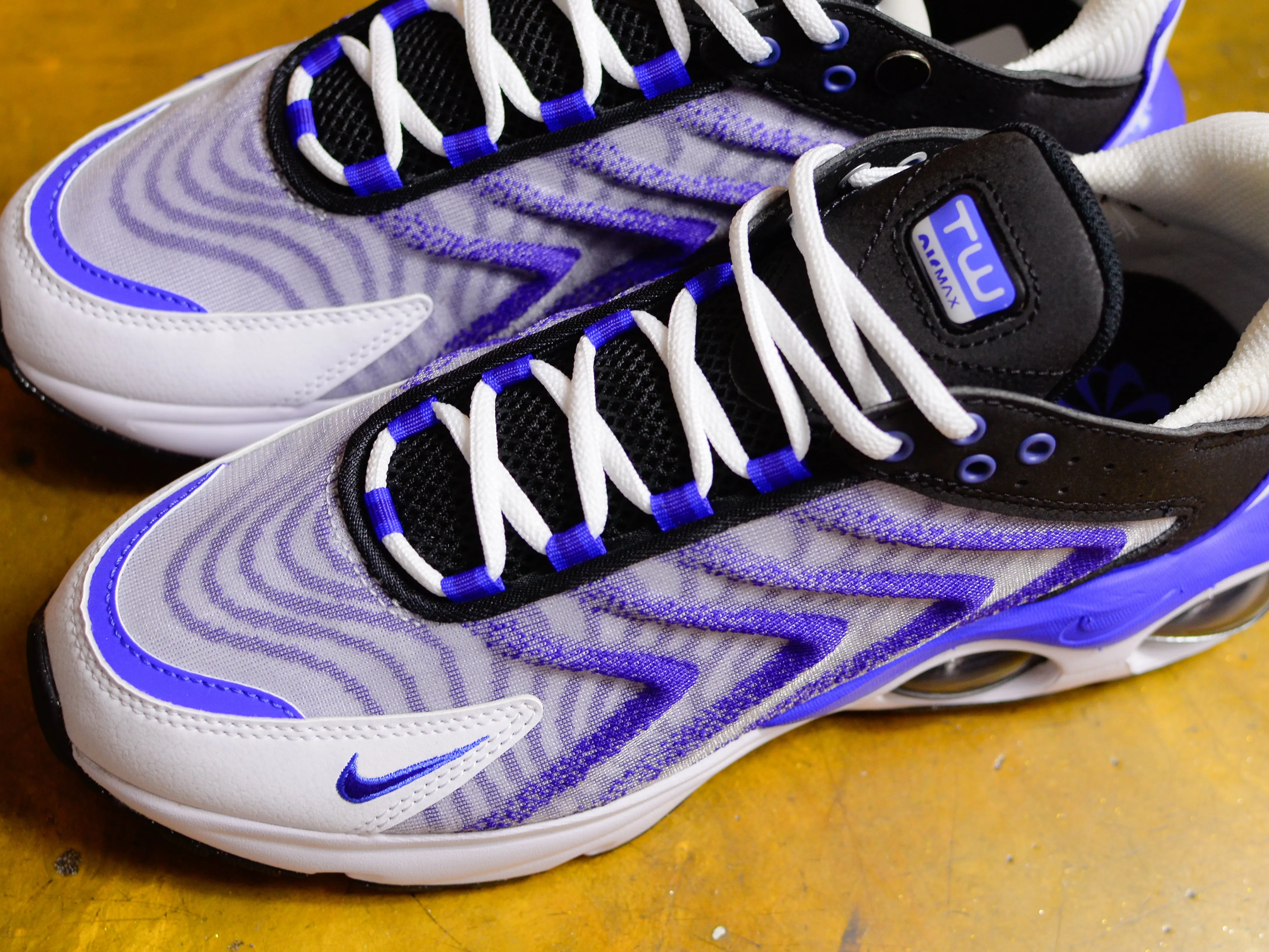 Air Max TW - White / Racer Blue-Concord-Pure Platinum