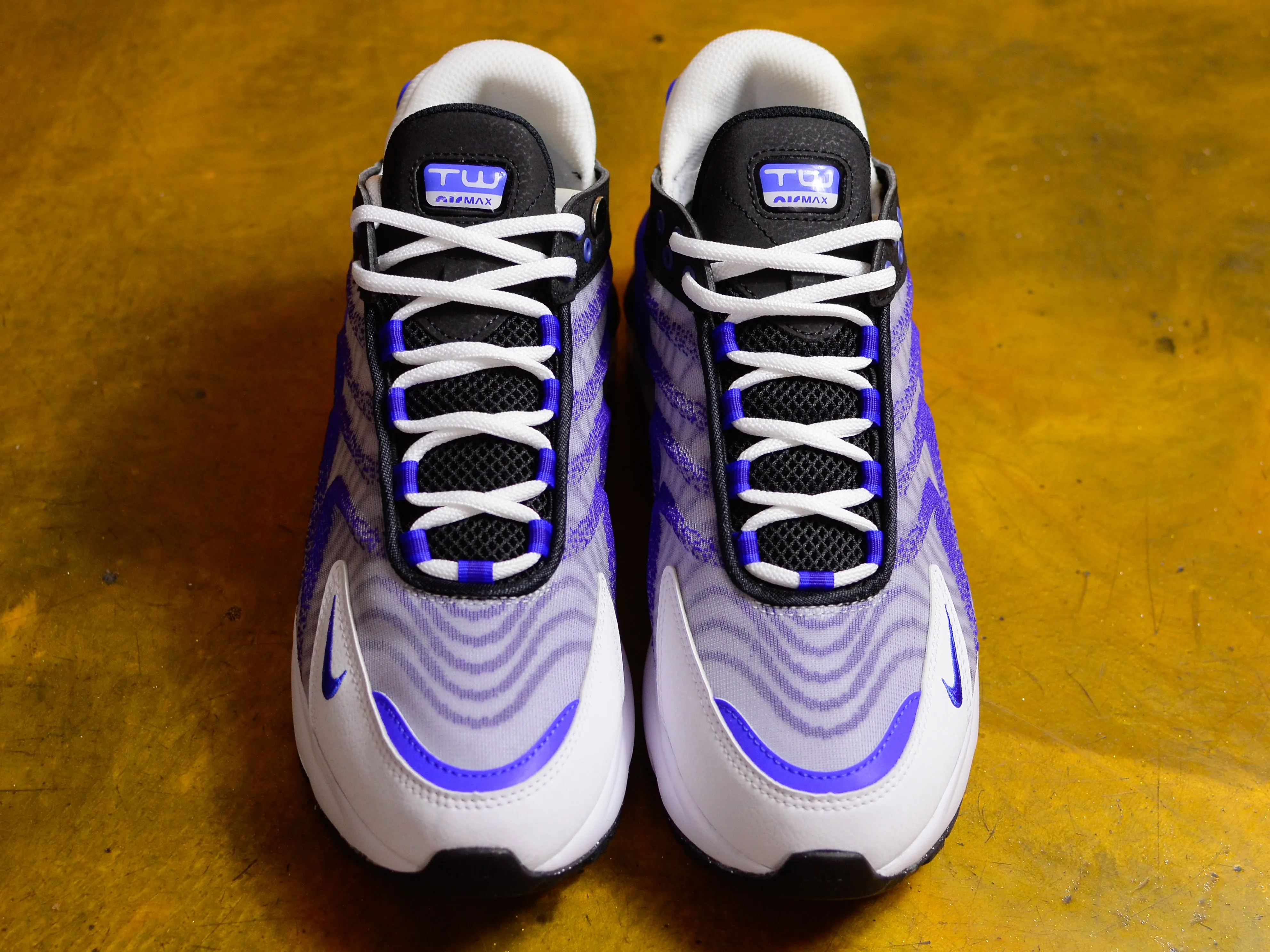 Air Max TW - White / Racer Blue-Concord-Pure Platinum