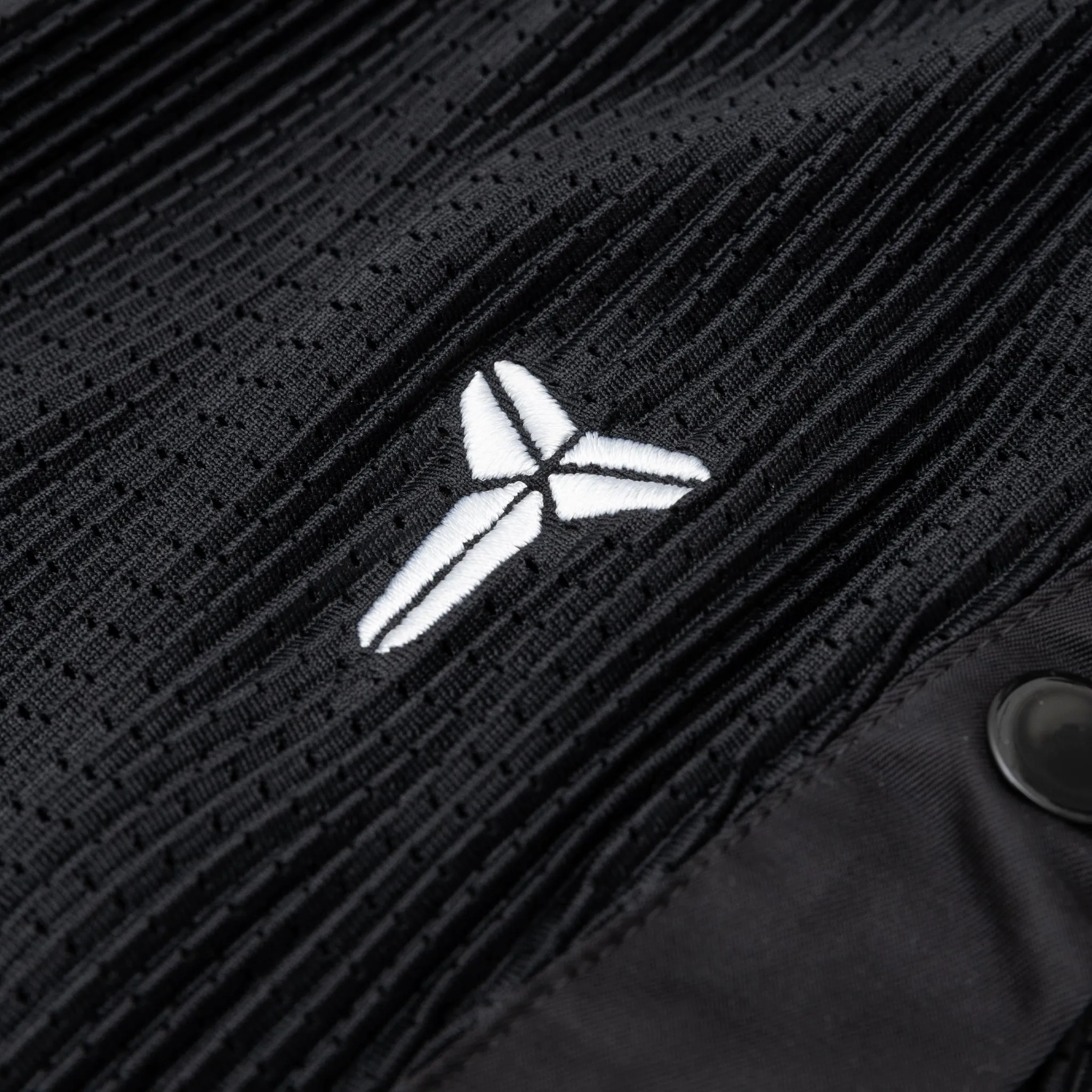 KOBE WMNS PLEATED TEAR-AWAY PANT BLACK