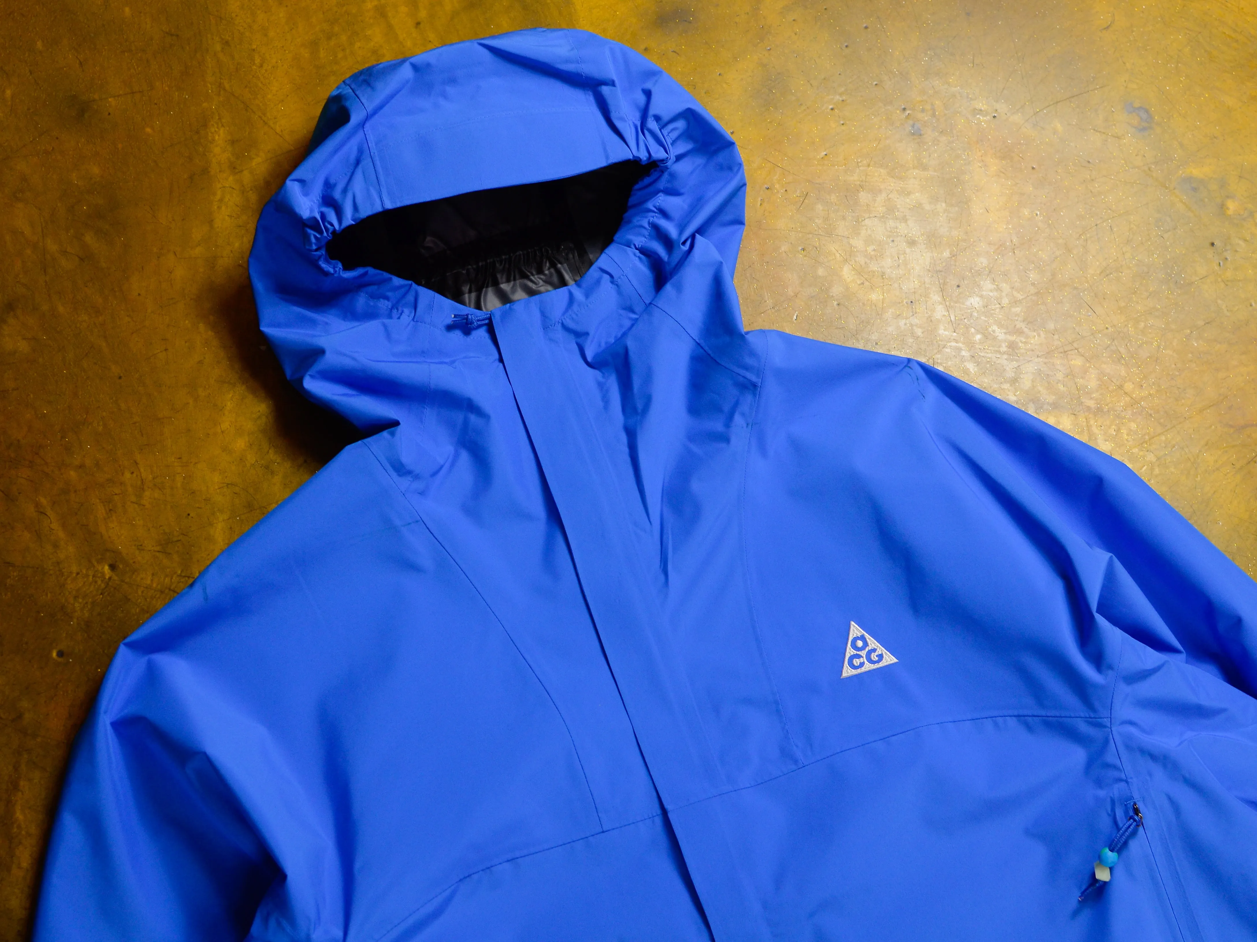 Nike ACG Storm-Fit Cascade Rains Jacket - Lt Photo Blue / Summit White
