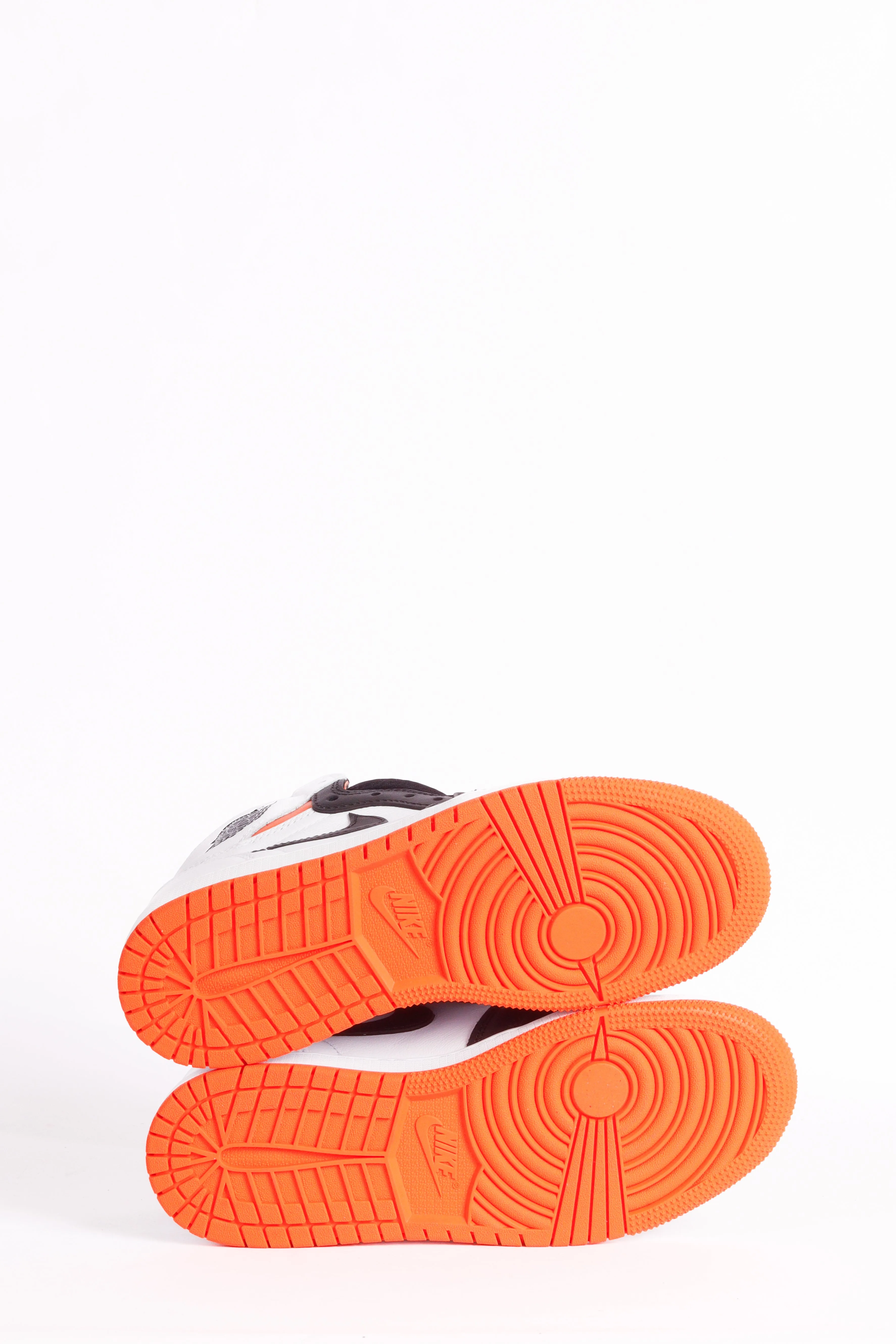 Nike Air Jordan 1 High OG 'Electro Orange' (GS) 2021