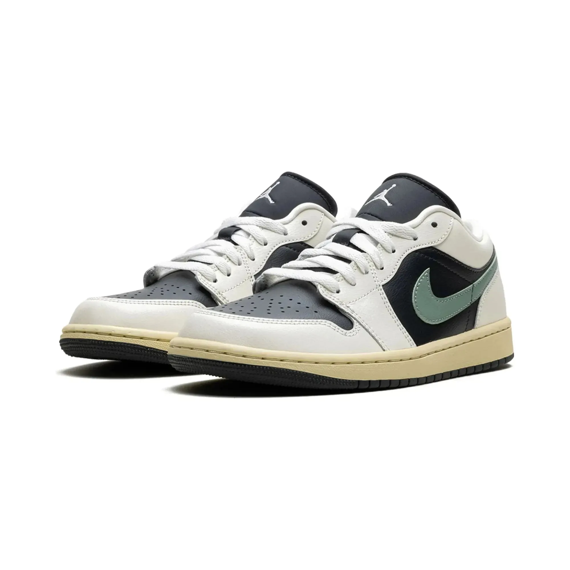 Nike Air Jordan 1 Low Jade Smoke