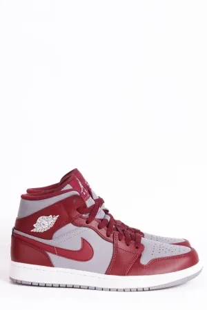 Nike Air Jordan 1 Mid 'Cherrywood Red' (2022)