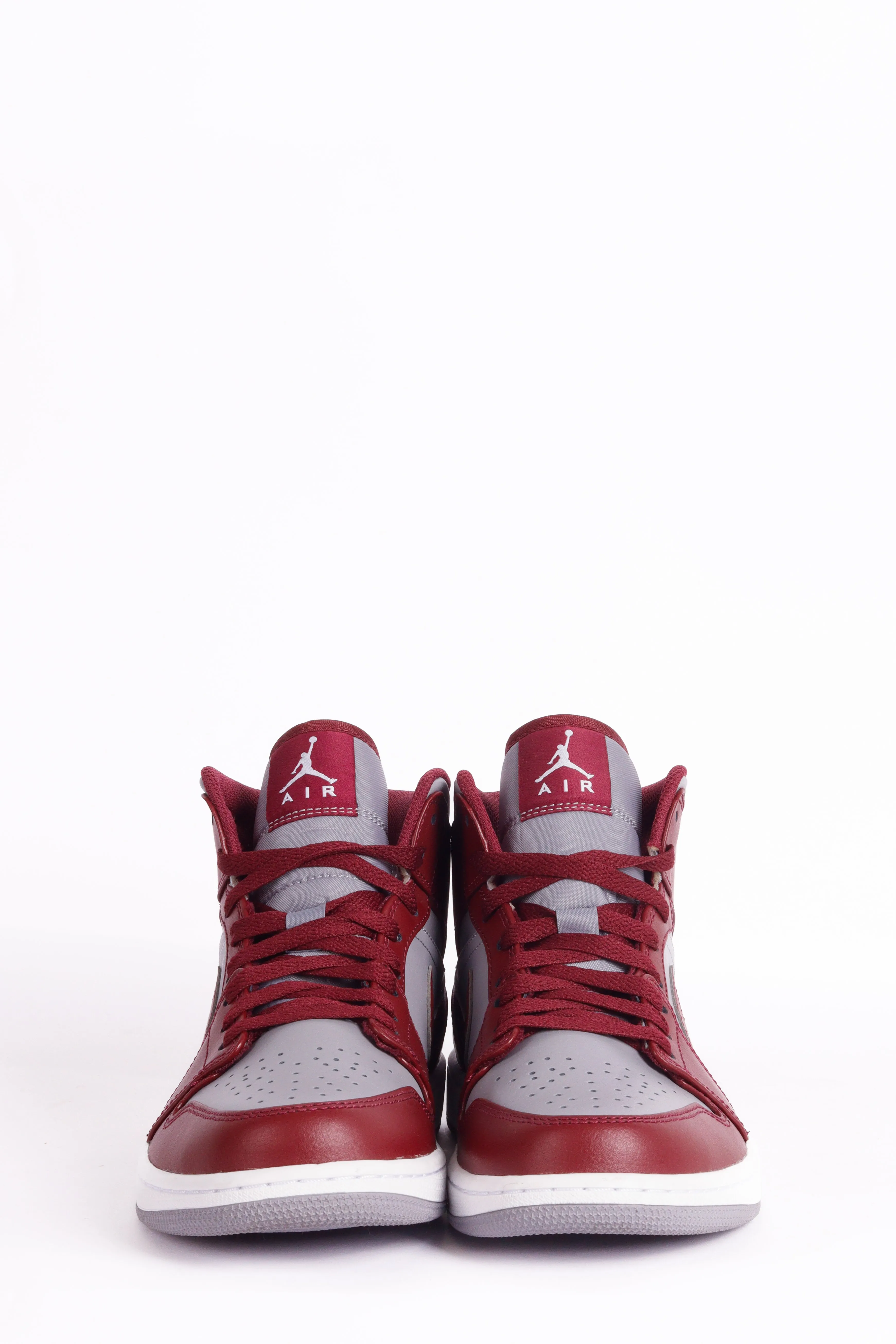 Nike Air Jordan 1 Mid 'Cherrywood Red' (2022)
