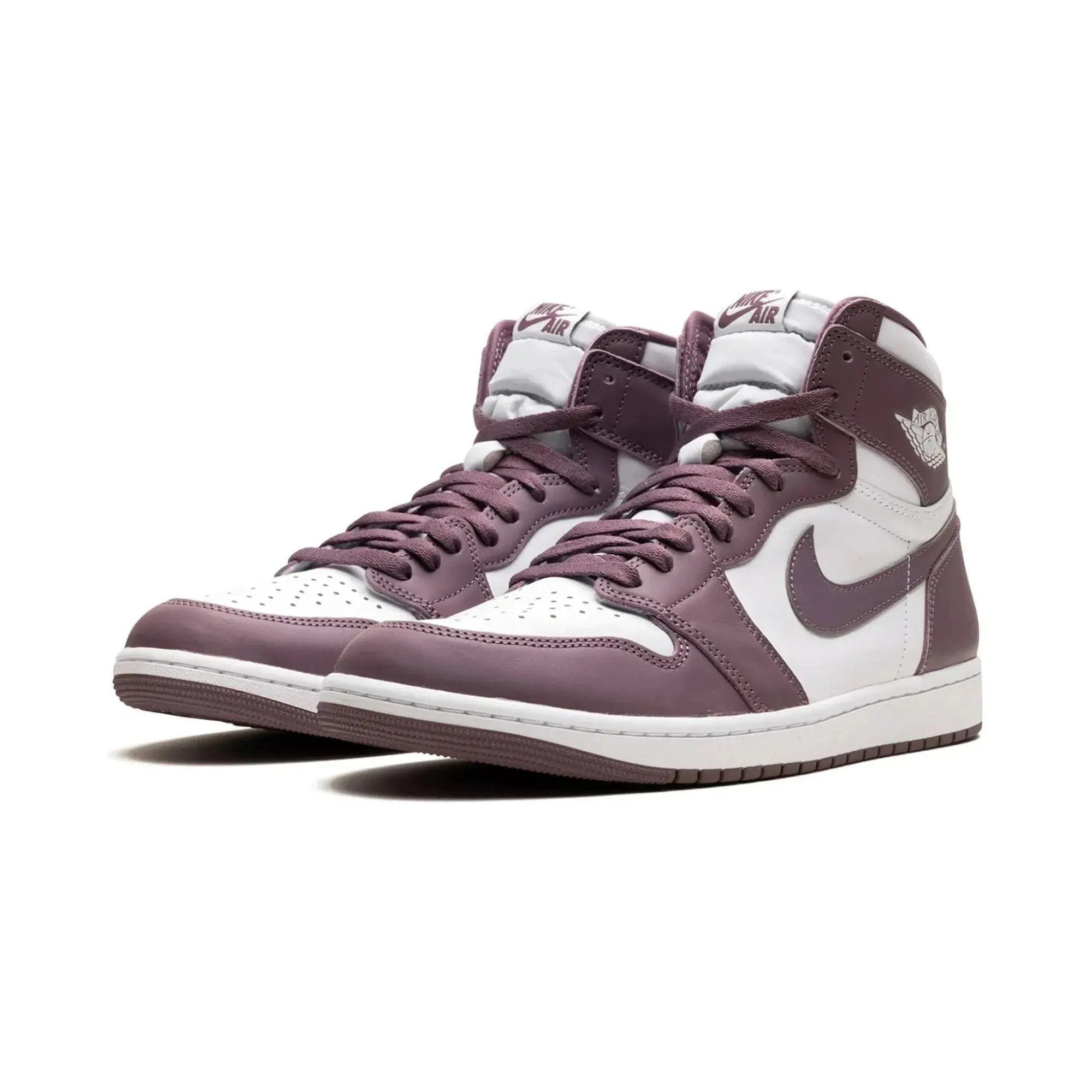 Nike Air Jordan 1 Retro High OG Mauve