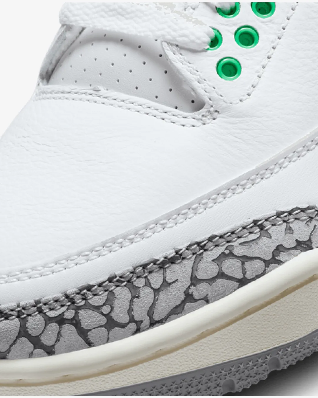 Nike Air Jordan 3 Lucky Green Sneakers