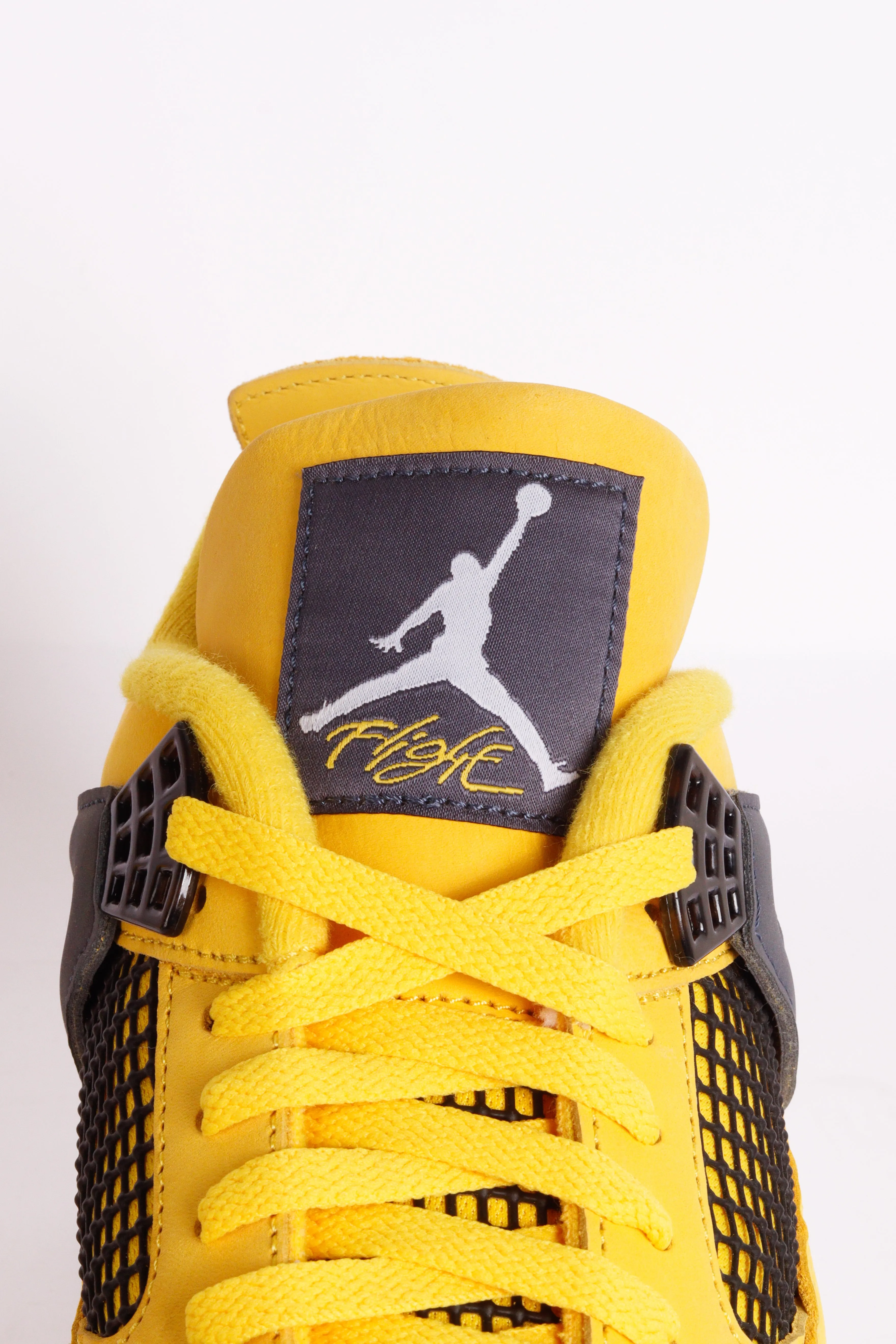 Nike Air Jordan Retro 4 'Lightning' (2021)