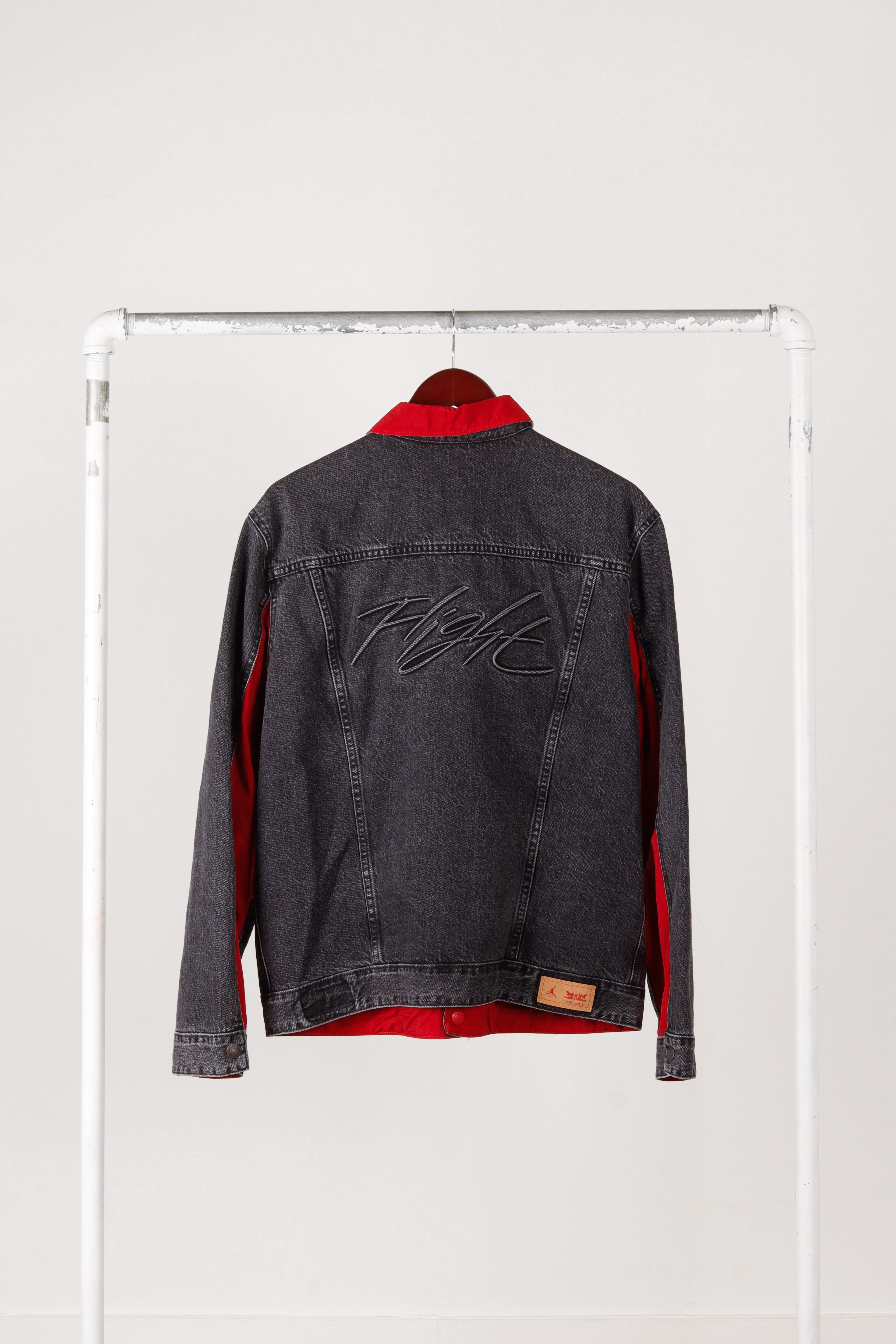Nike Air Jordan x Levi's FW17 'Reversible Trucker' Denim Jacket Black (2017)