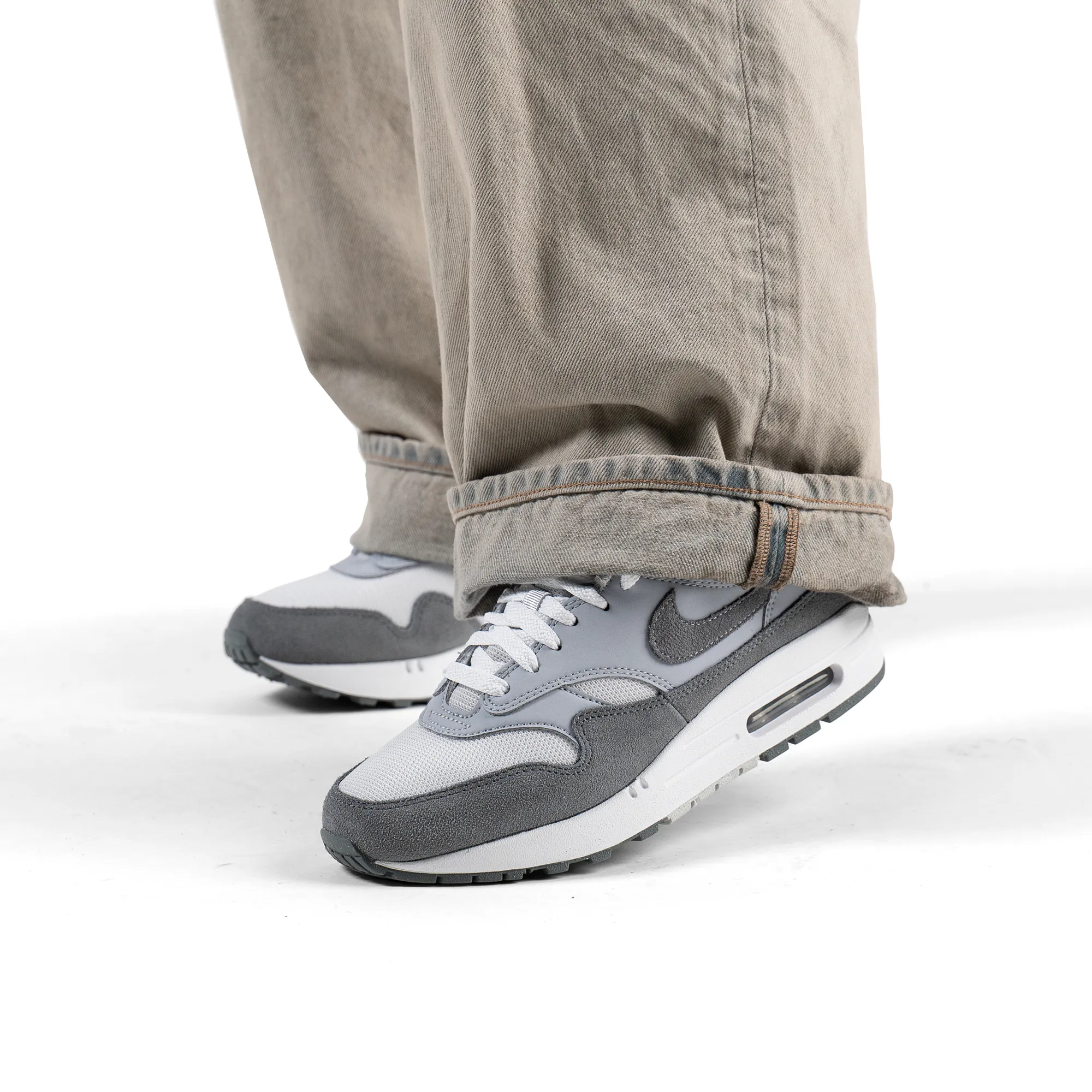 Nike Air Max 1 '87 Photon Dust Wolf Grey