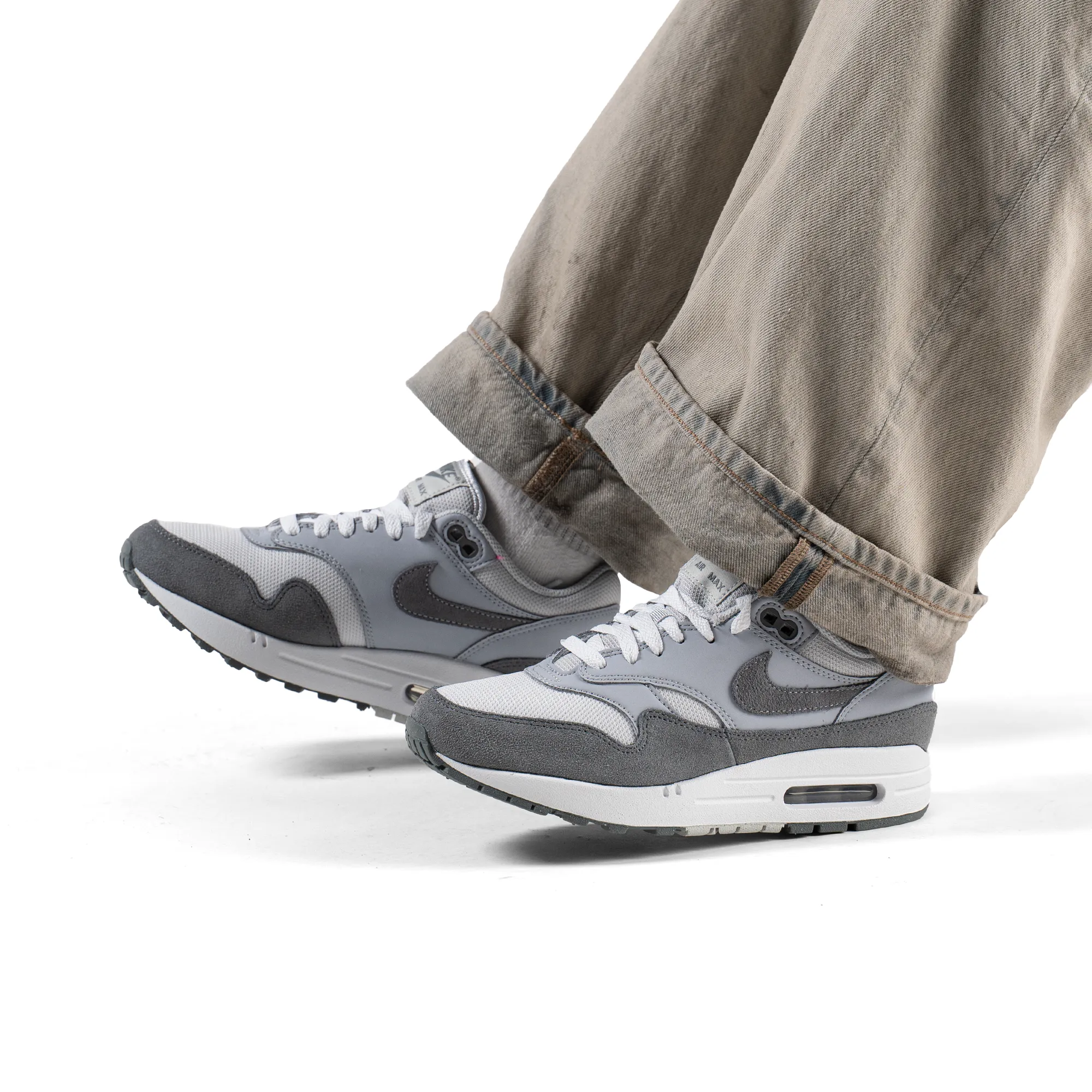 Nike Air Max 1 '87 Photon Dust Wolf Grey