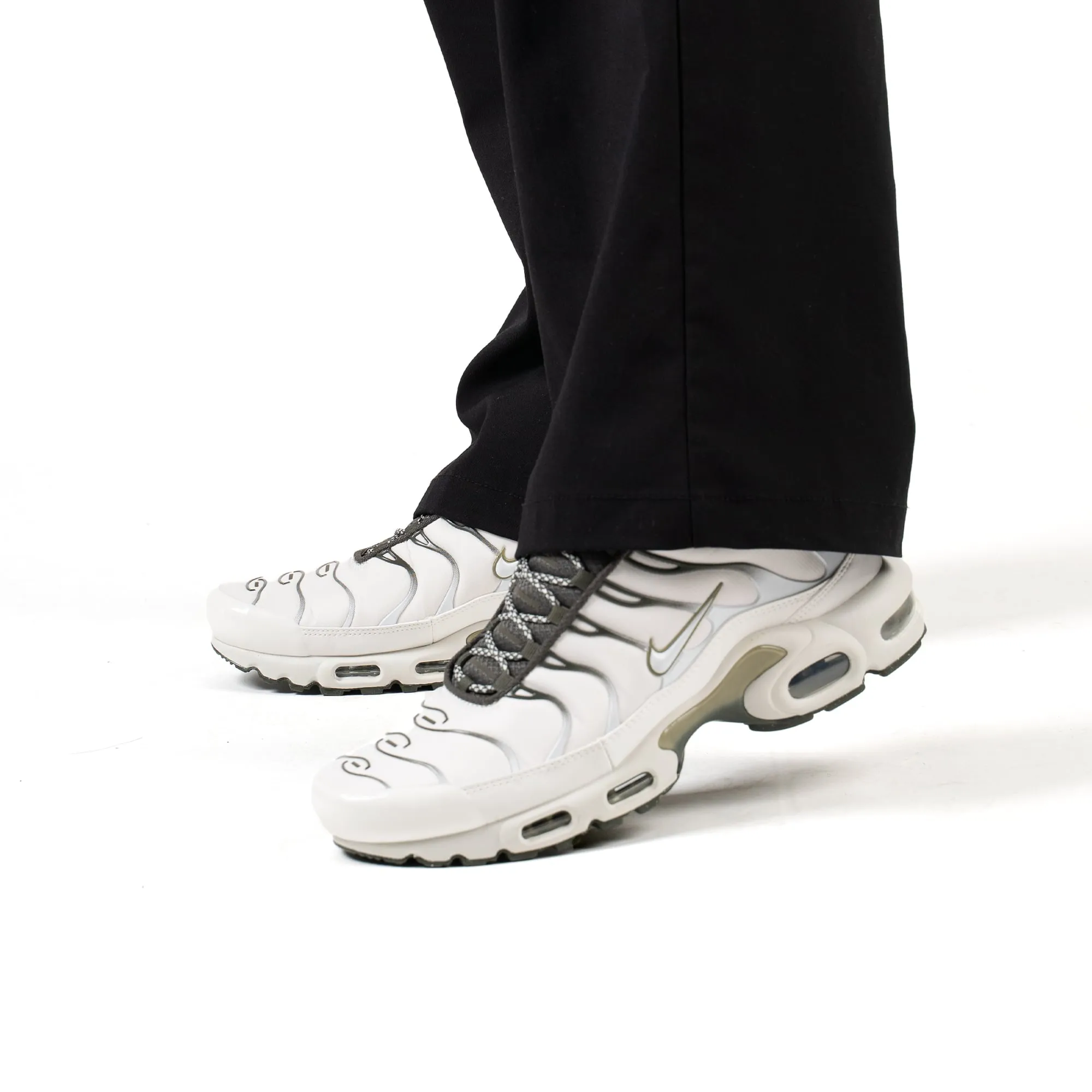 Nike Air Max Plus Phantom Cargo Khaki