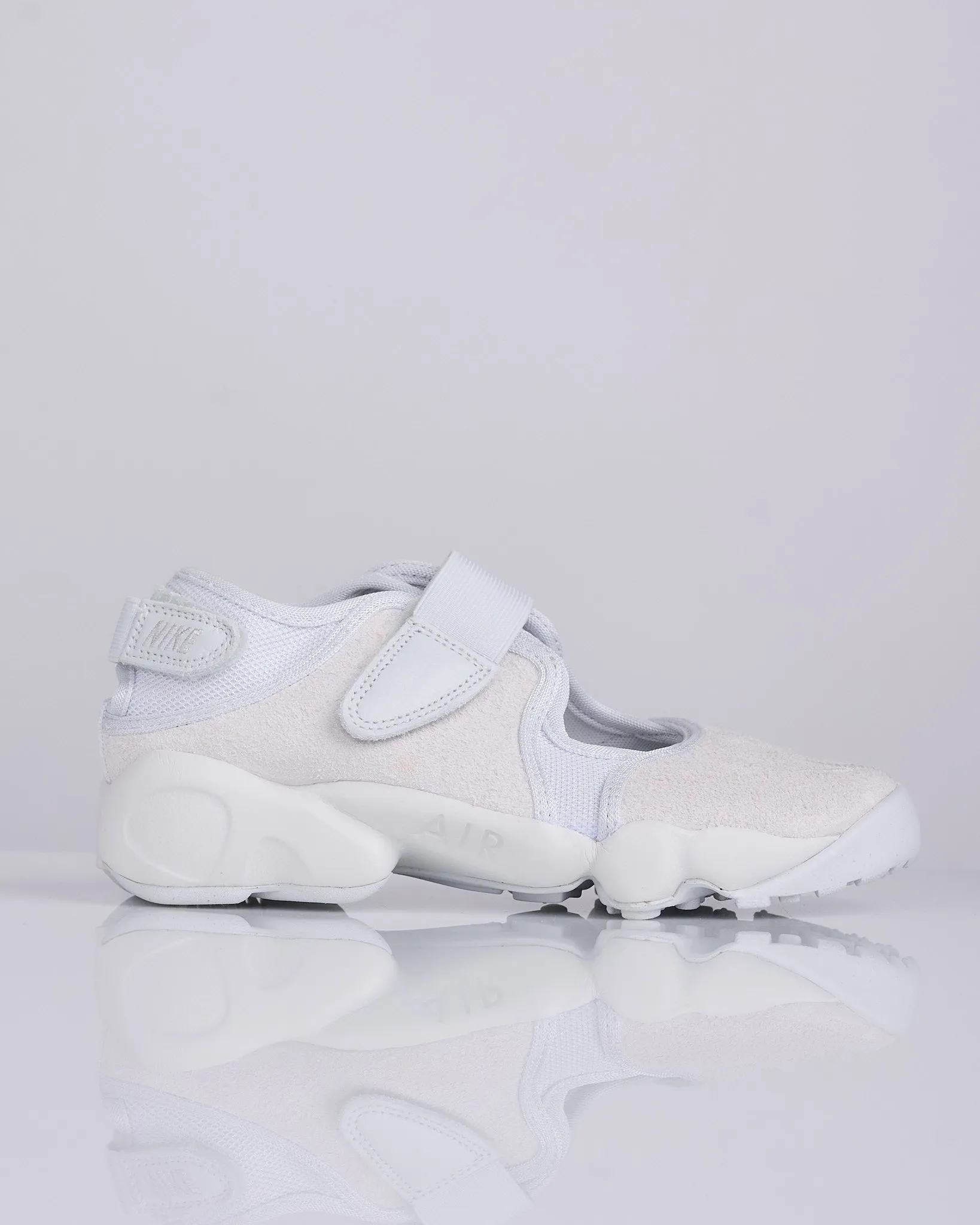 Nike Air Rift Photon Dust Summit White HQ1474 001