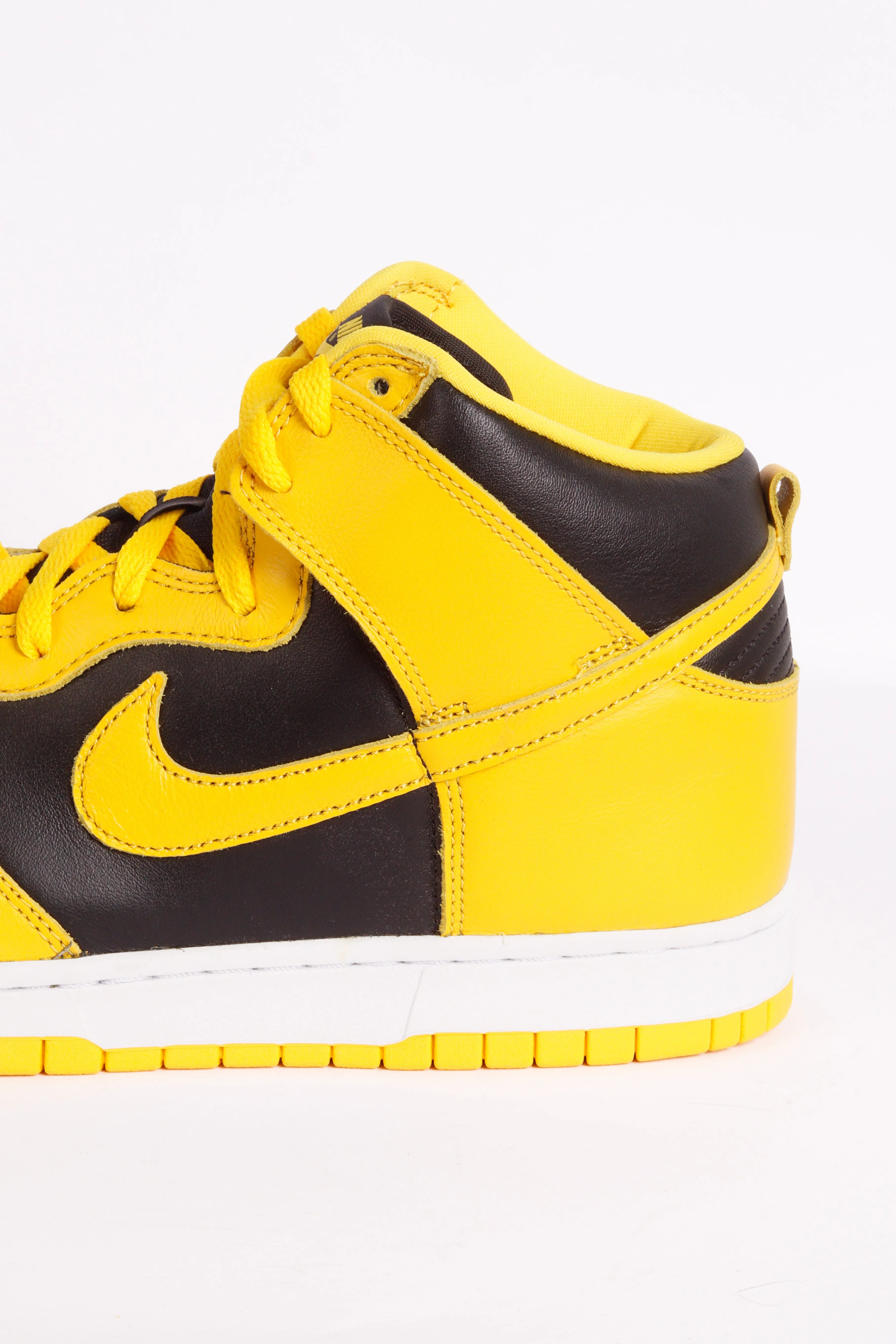 Nike Dunk High SP 'Iowa' (2020)