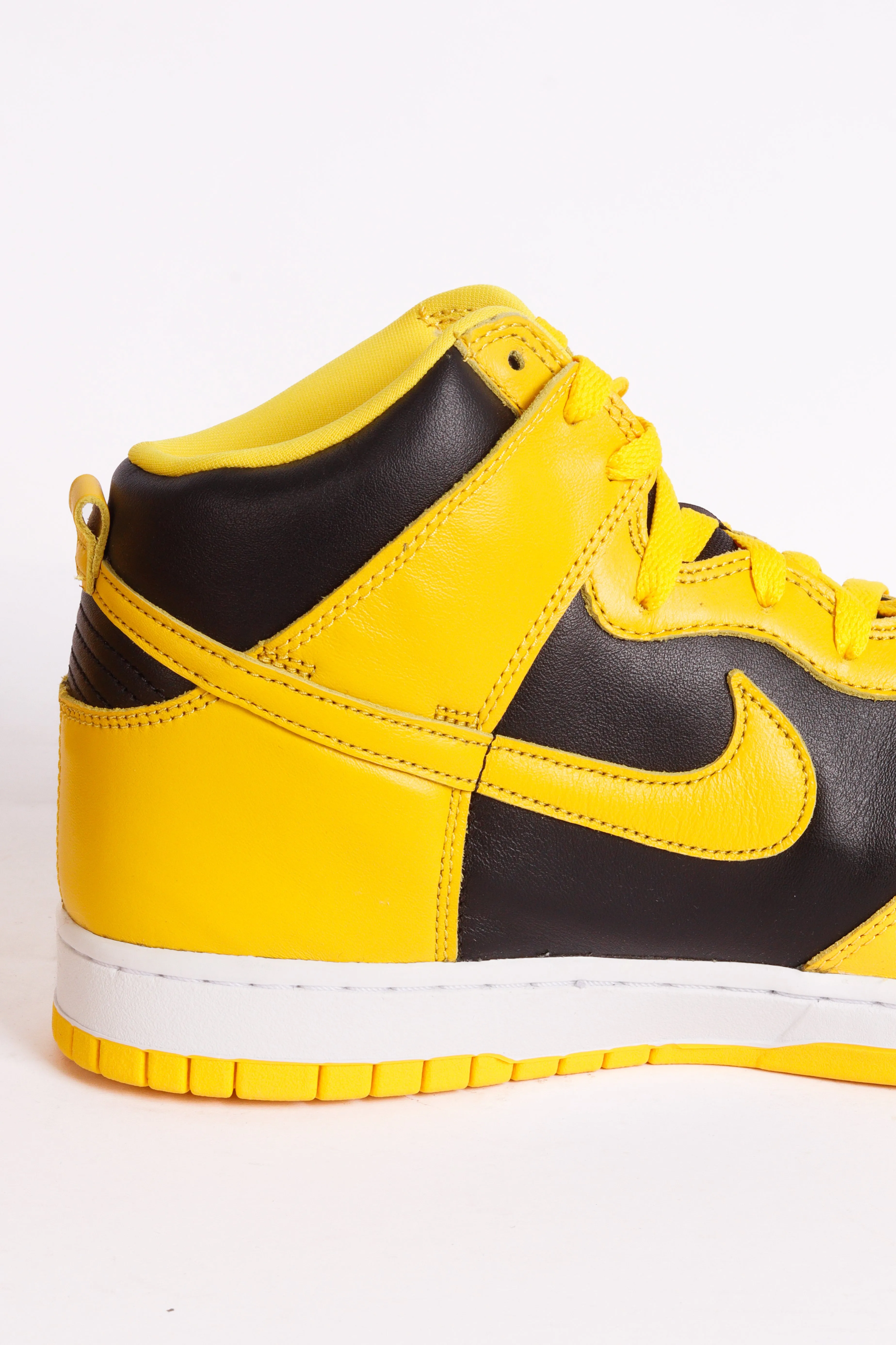 Nike Dunk High SP 'Iowa' (2020)