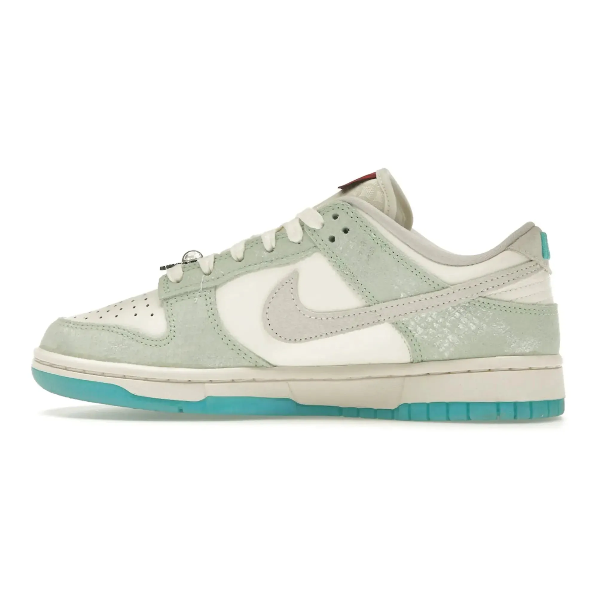 Nike Dunk Low LX Year of the Dragon