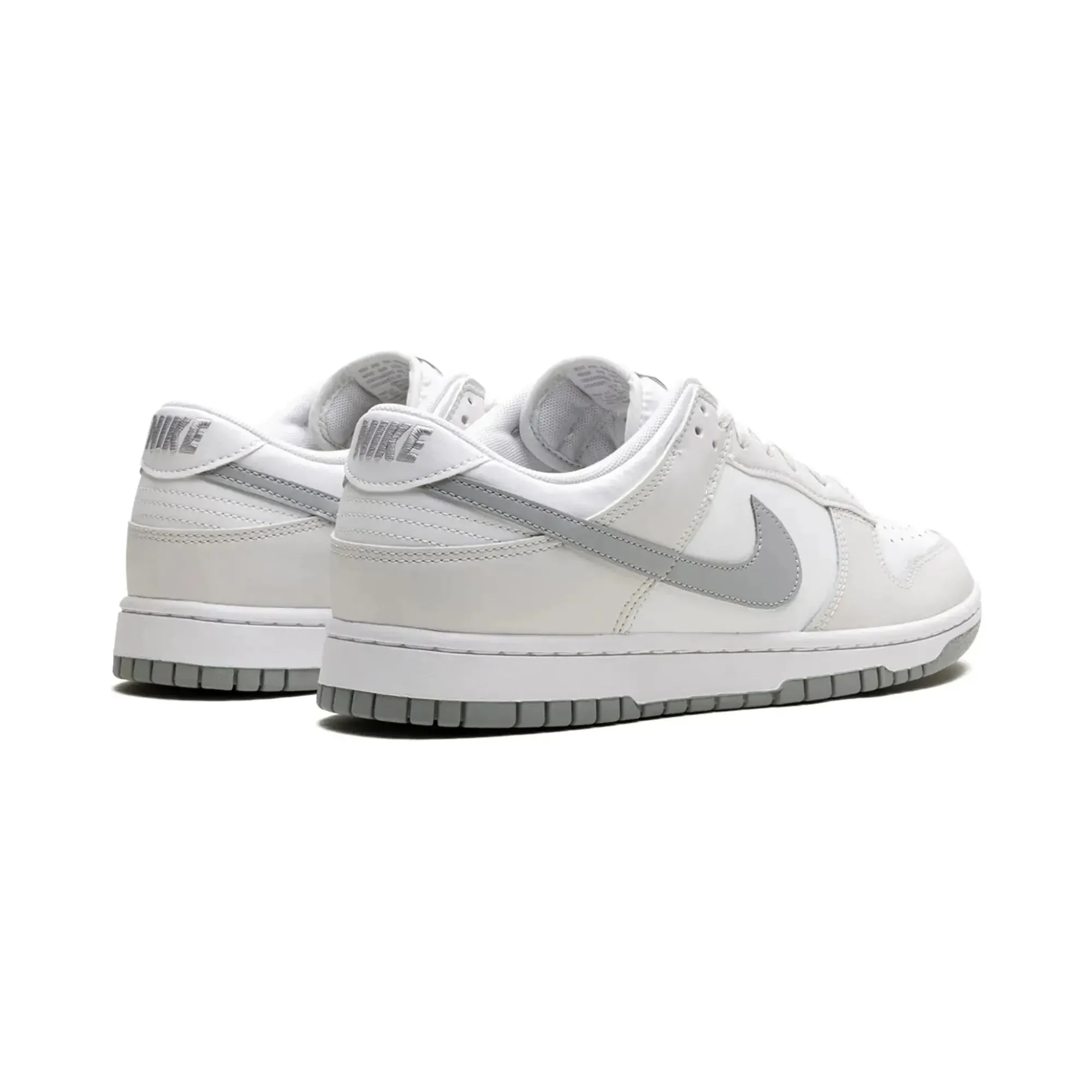 Nike Dunk Low Retro Summit White Light Smoke Grey