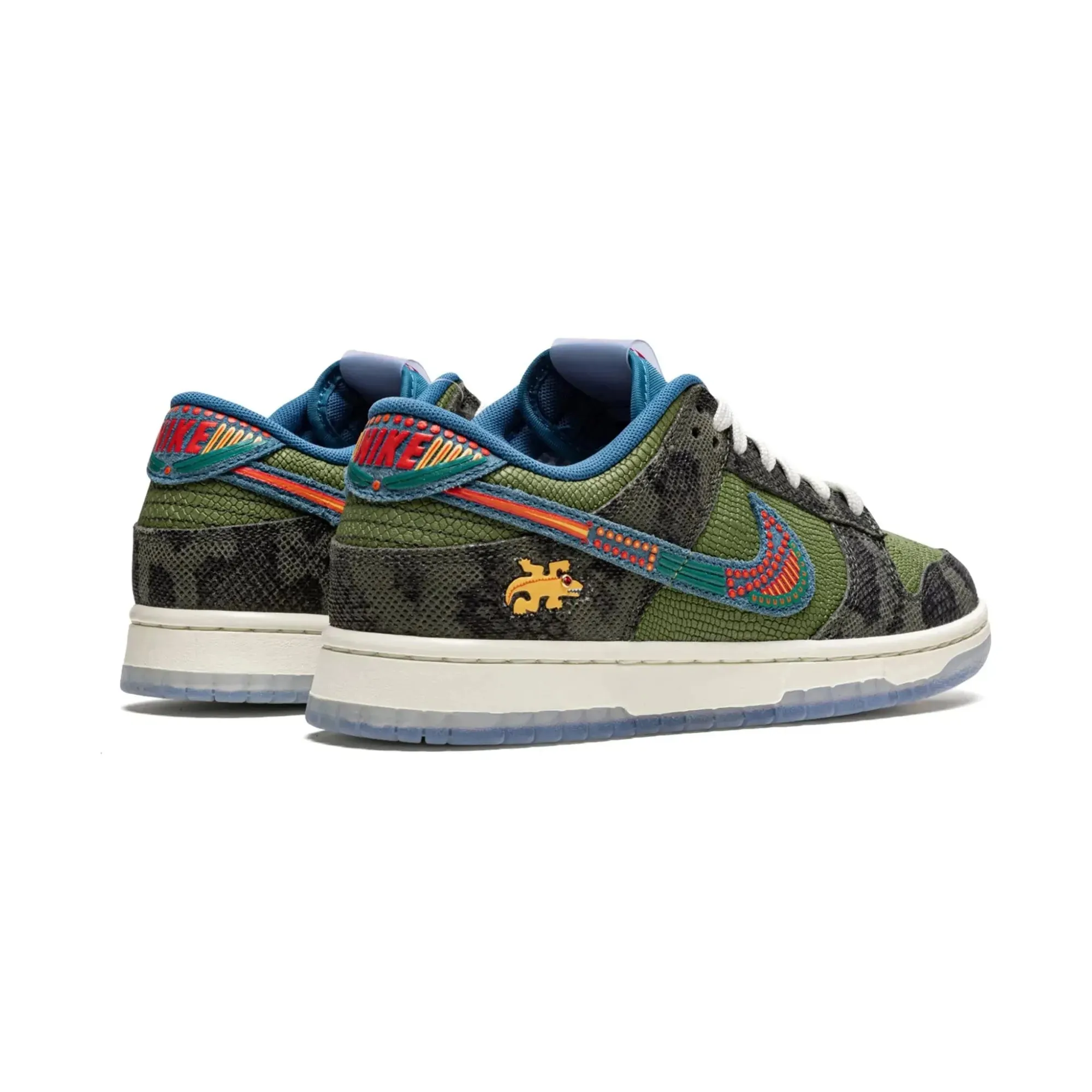 Nike Dunk Low Siempre Familia
