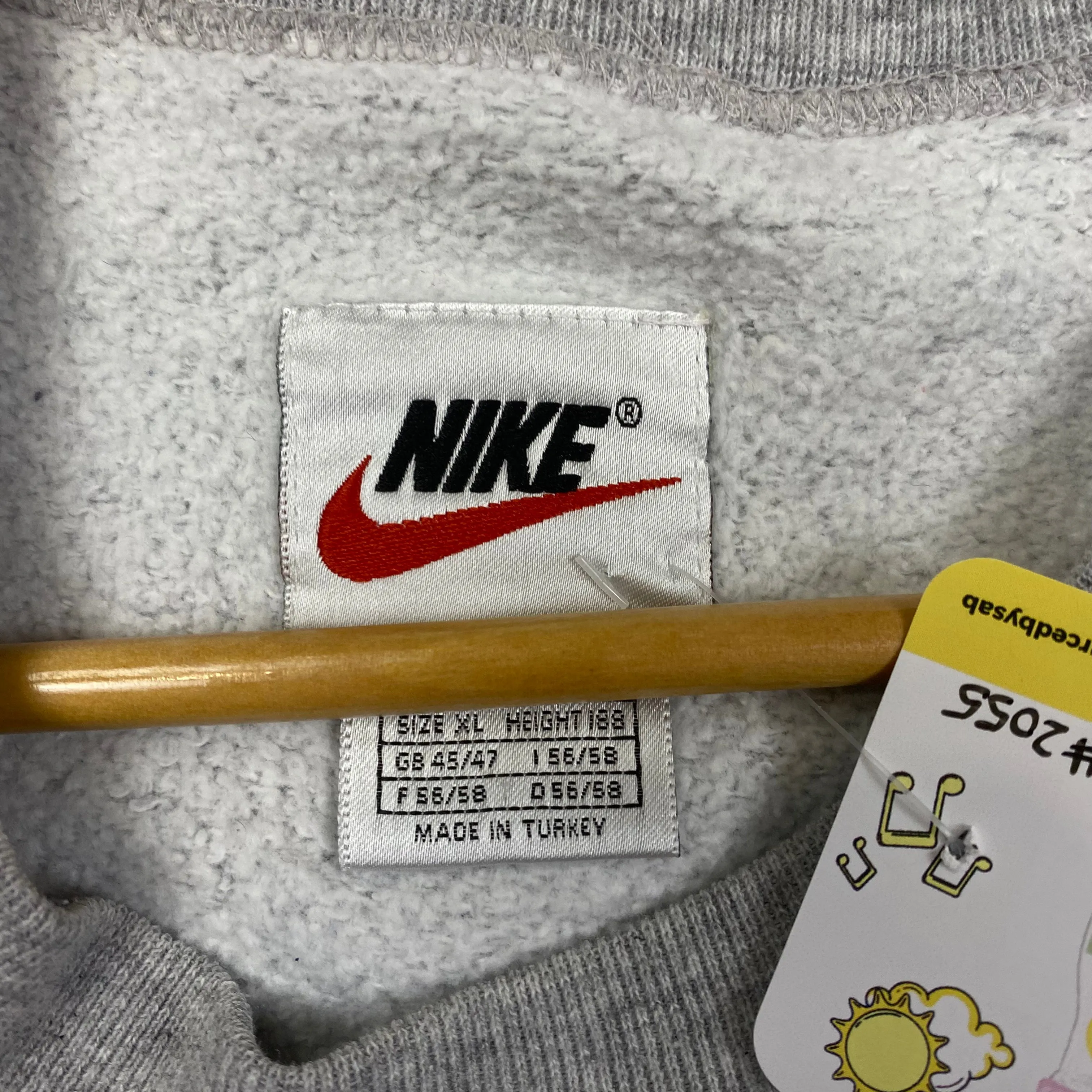 Nike Embroidered Centre Logo Crewneck (XL)