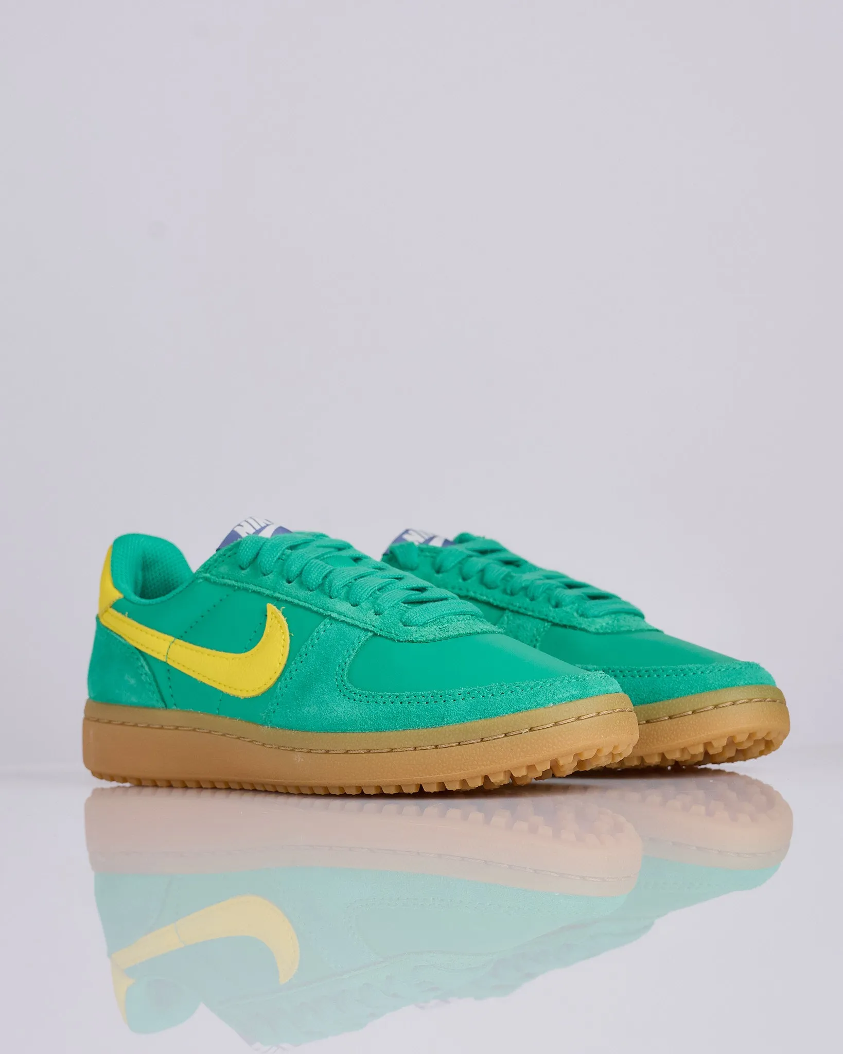 Nike Field General Stadium Green Lightening-Sail HV5763 324