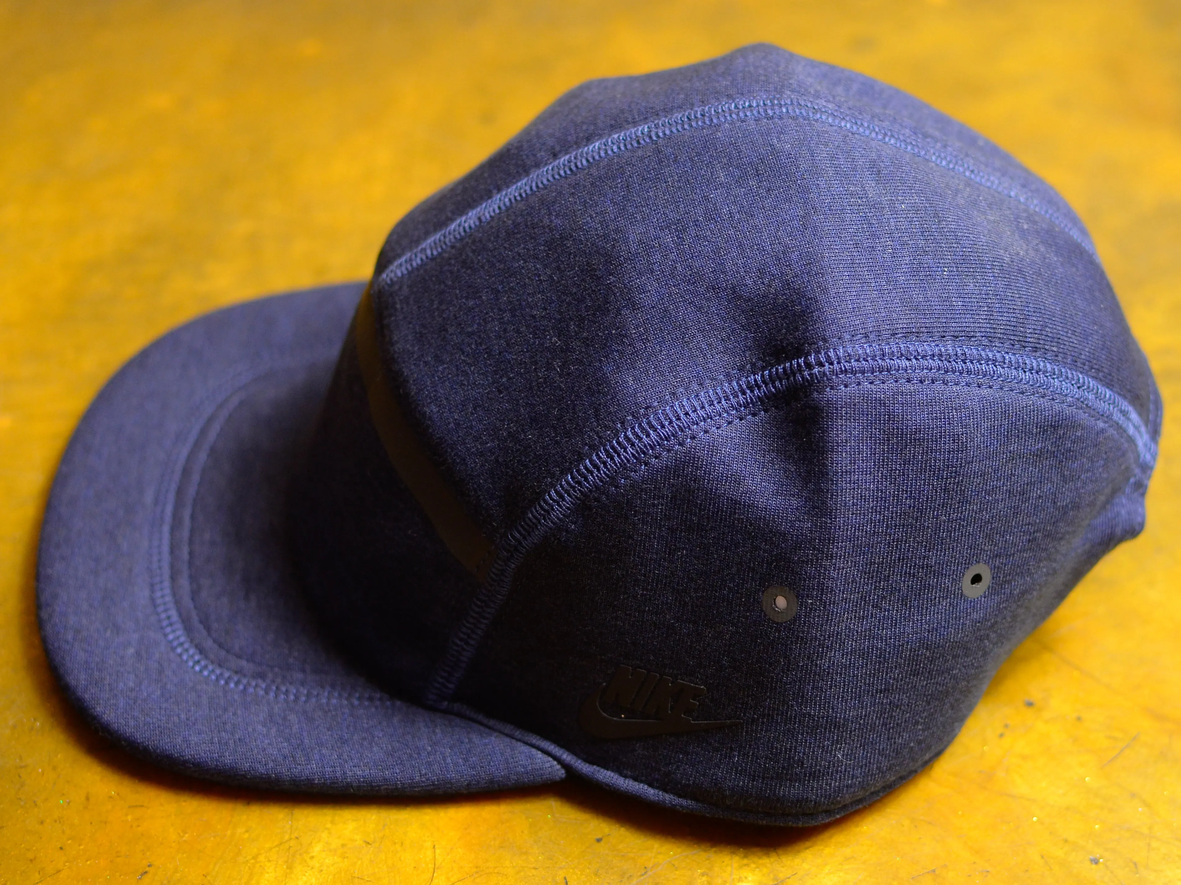 Nike Fly Unstructured Tech Fleece Cap - Obsidian Heather / Black