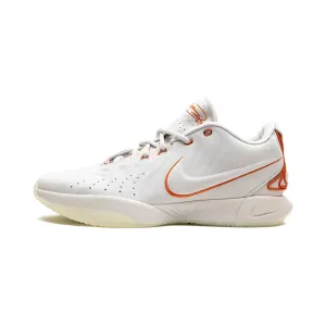 Nike LeBron 21 Akoya