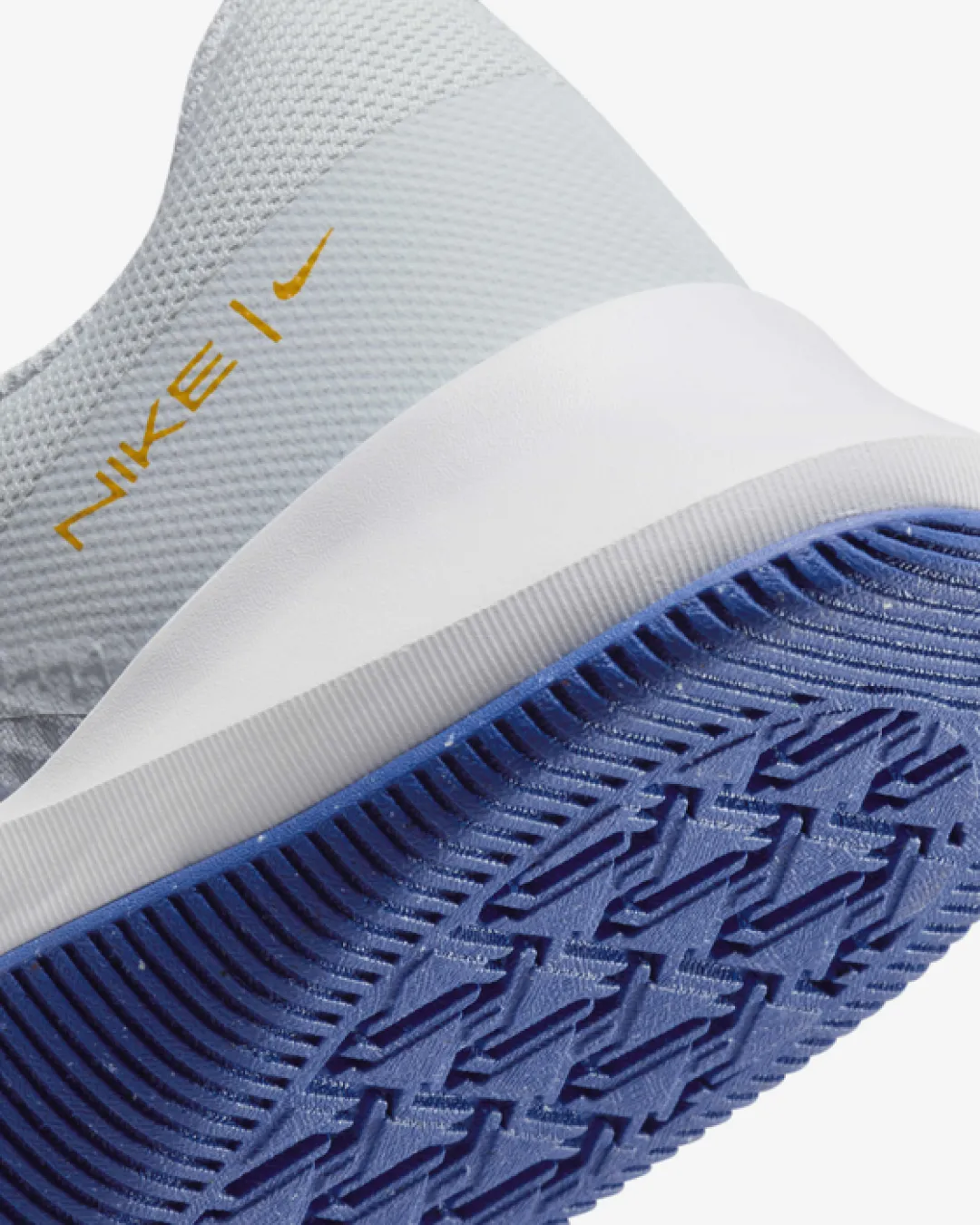 Nike MC Trainer 2 Sneakers