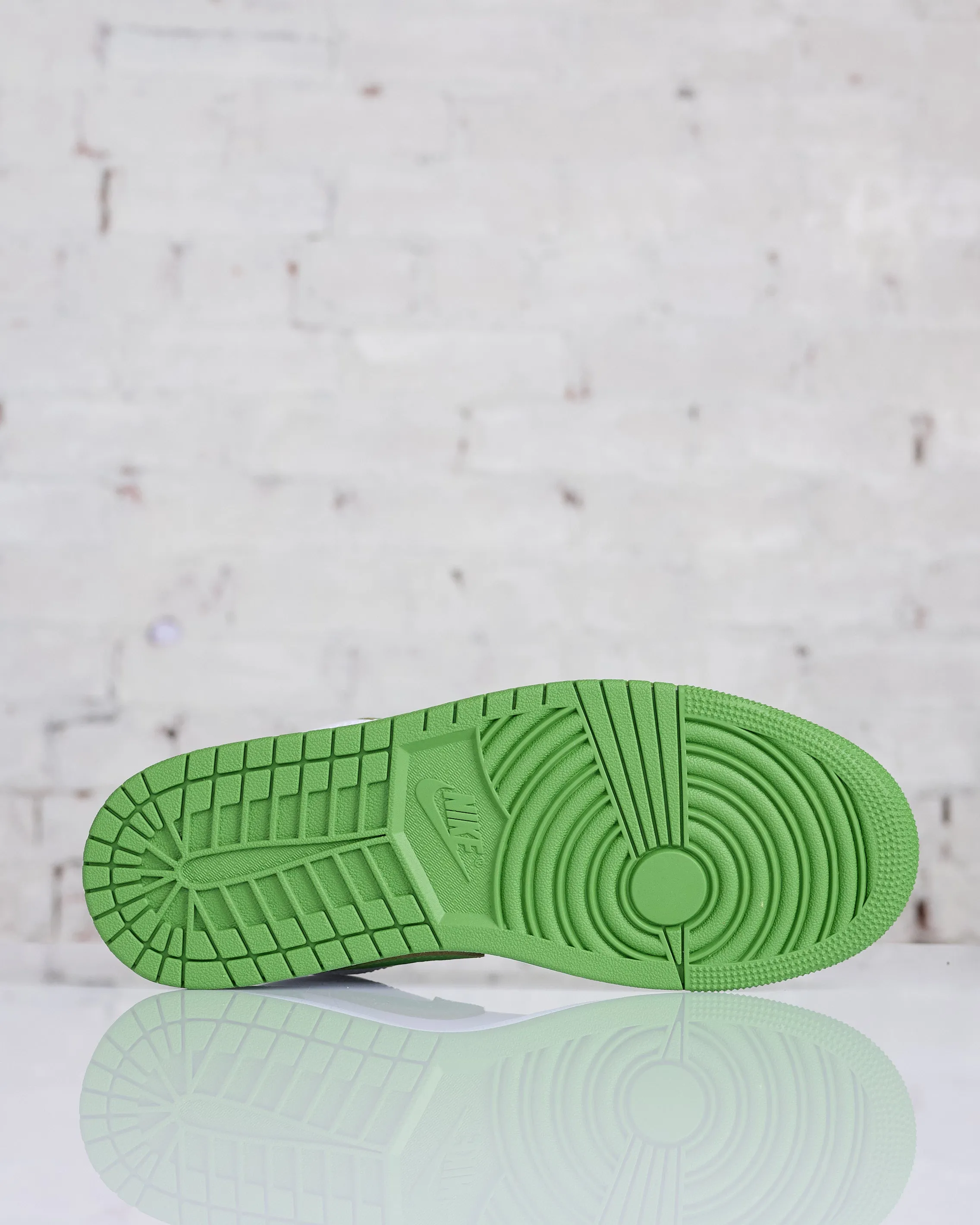 Nike Men's Air Jordan 1 Low SE White/Chlorophyll-Lightening