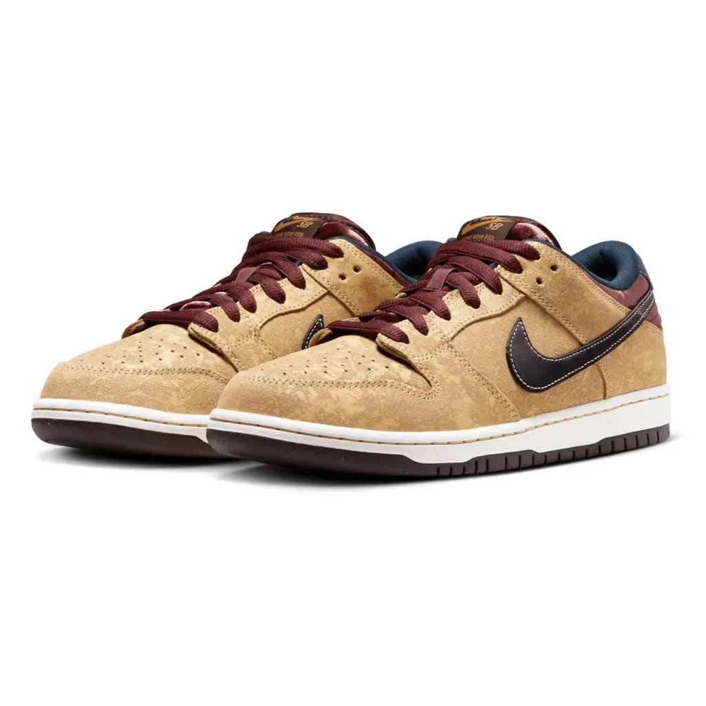 Nike SB Dunk Low // City of Cinema