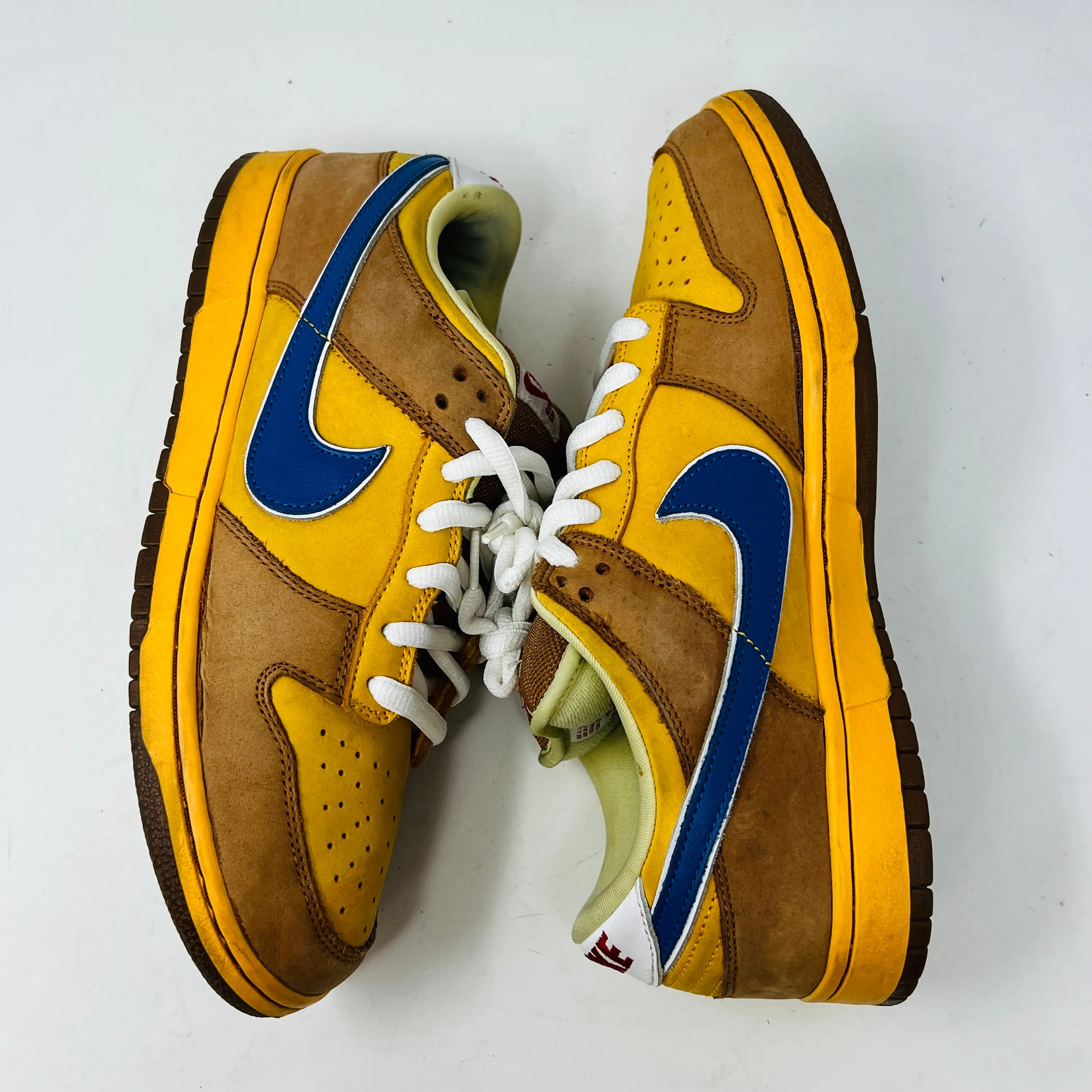 Nike SB Dunk Low Newcastle Brown Ale