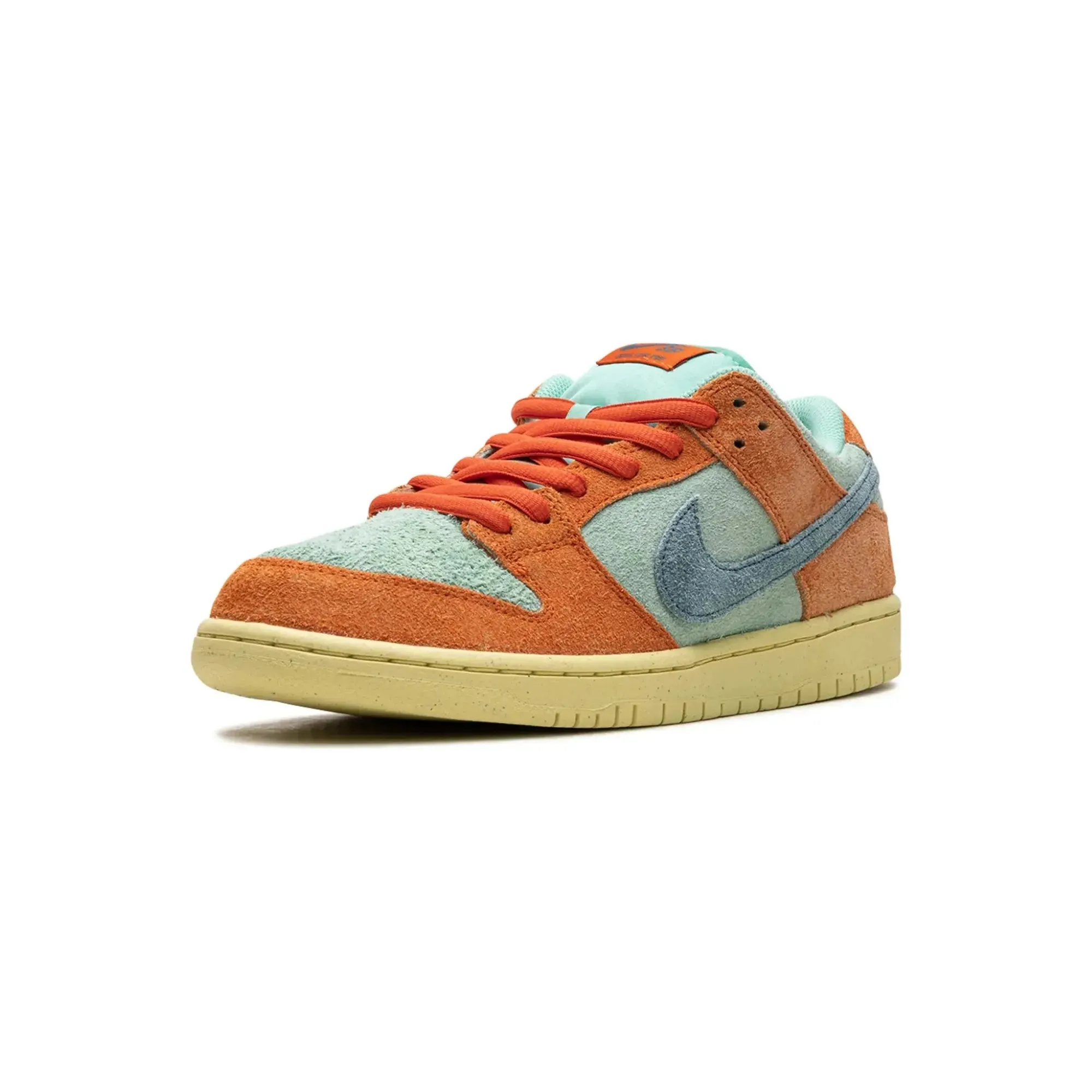 Nike SB Dunk Low Orange Emerald Rise