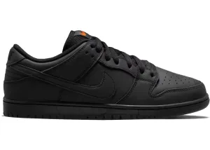 Nike SB Dunk Low // Triple Black