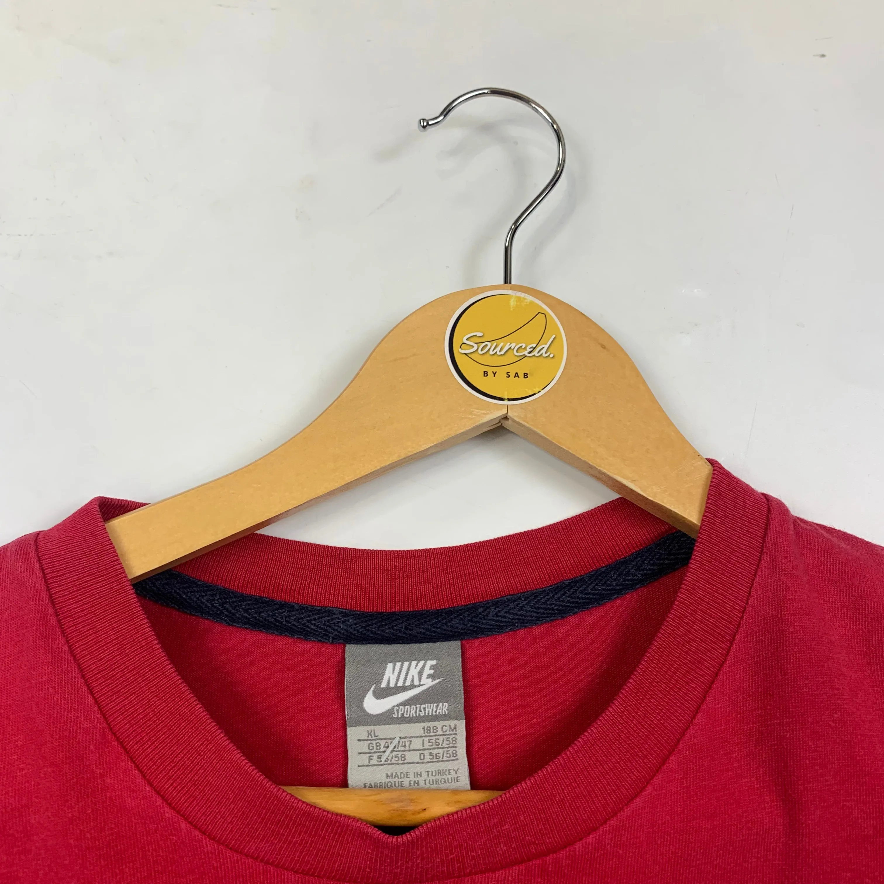 Nike T-shirt Red Colourway W/ Spellout Logo (XL)