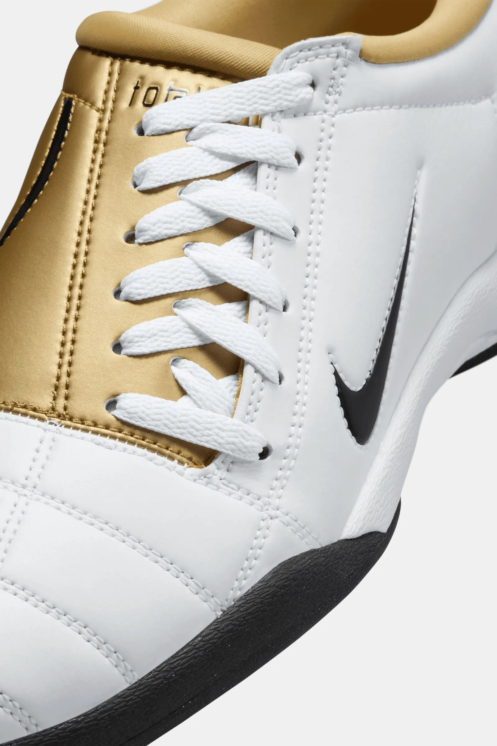 Nike Total 90 SP