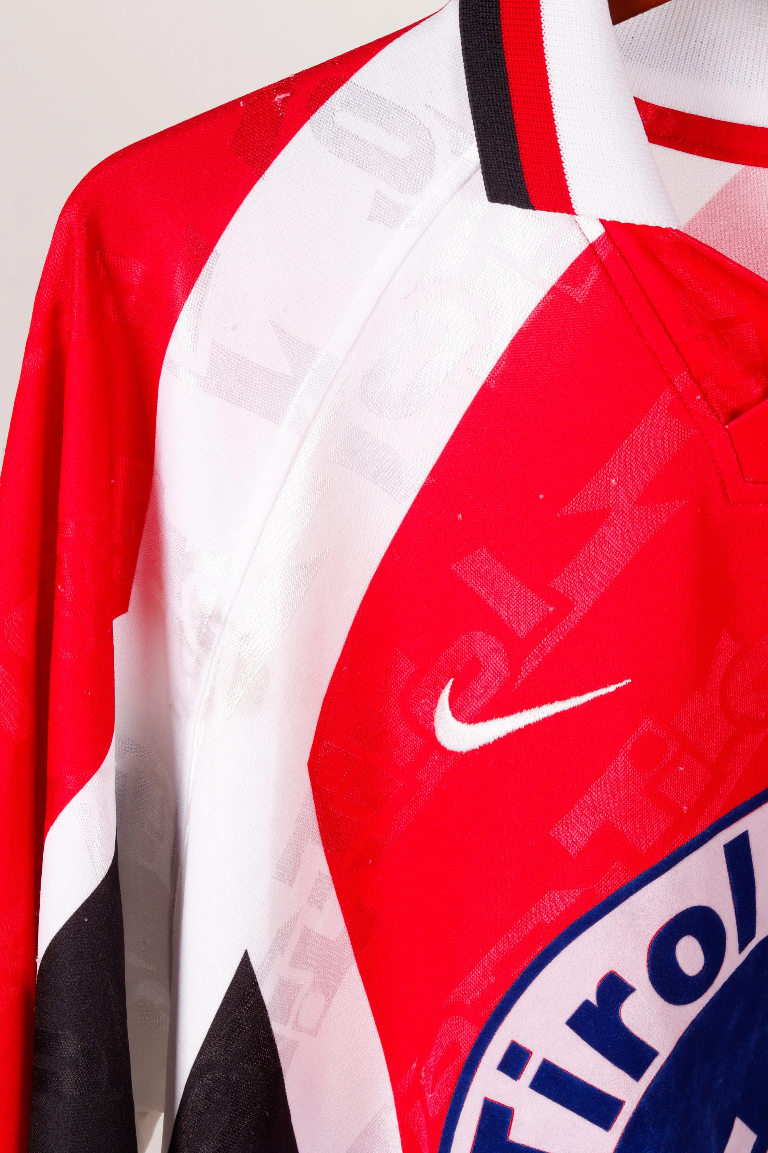 Nike Triol Innsbruck FC 1996-98 '#18' Home L/S Jersey Red