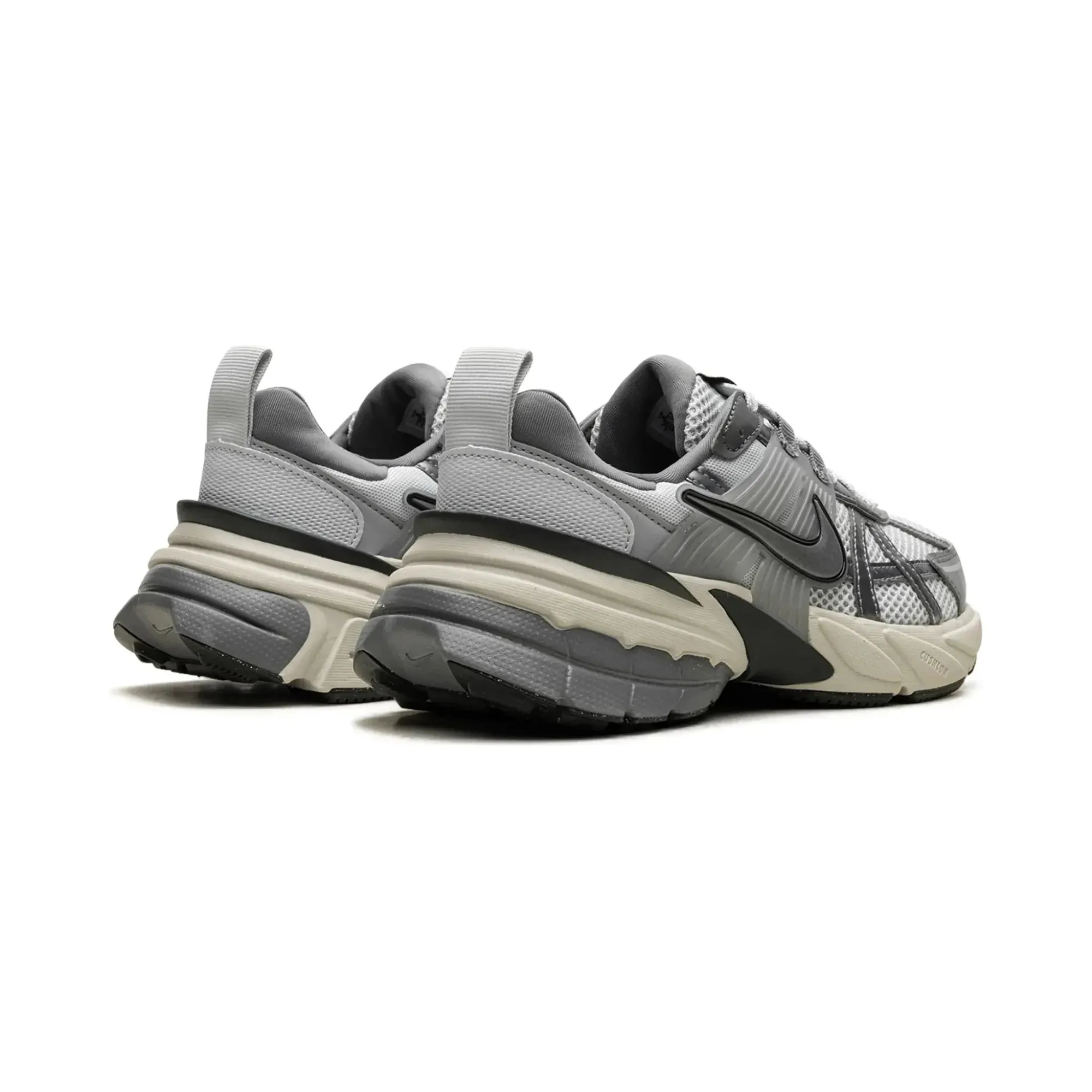 Nike V2K Run Pure Platinum Wolf Grey