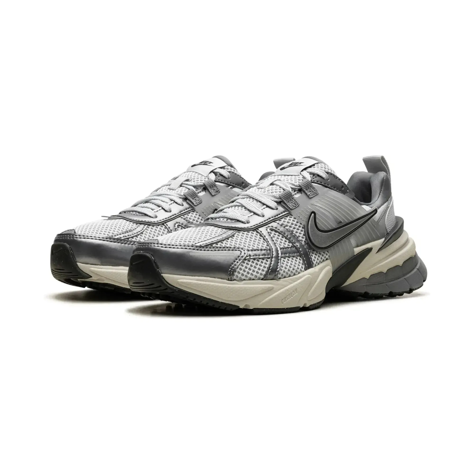 Nike V2K Run Pure Platinum Wolf Grey