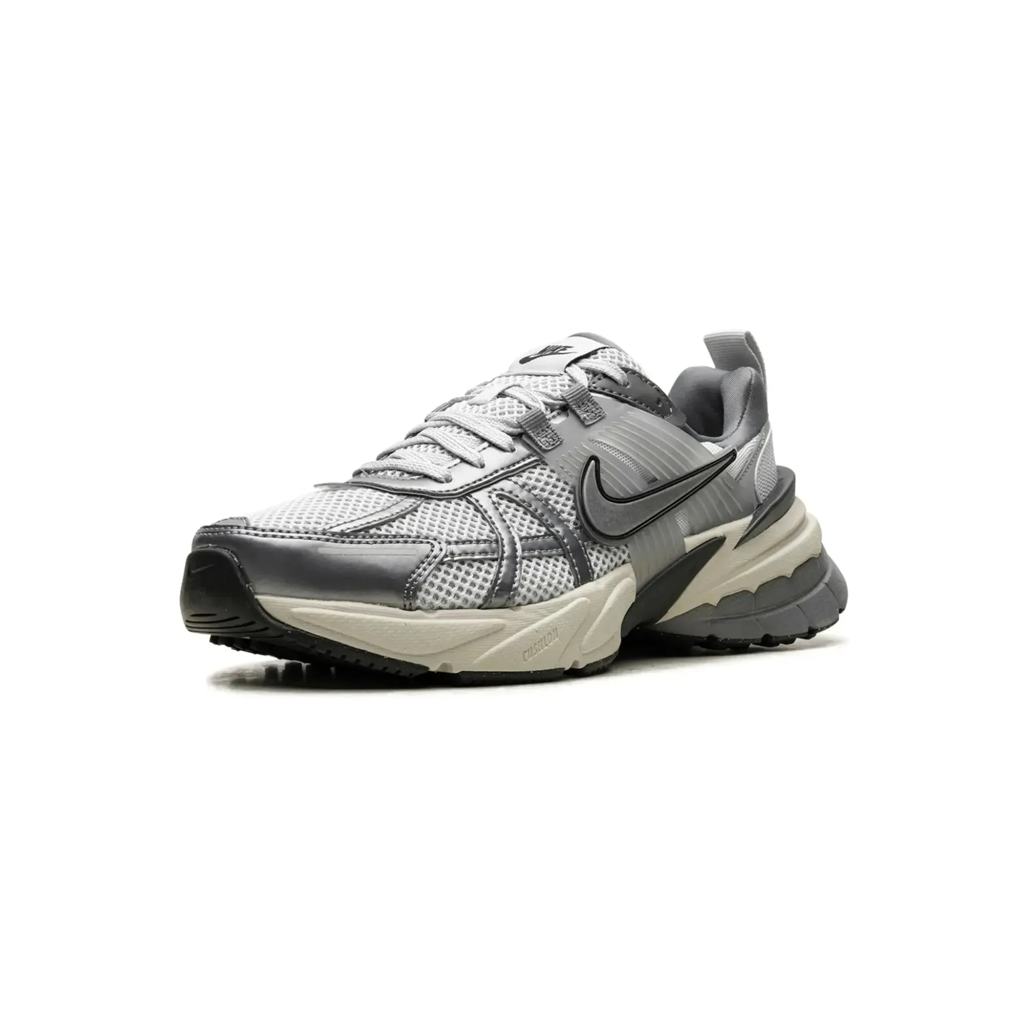 Nike V2K Run Pure Platinum Wolf Grey