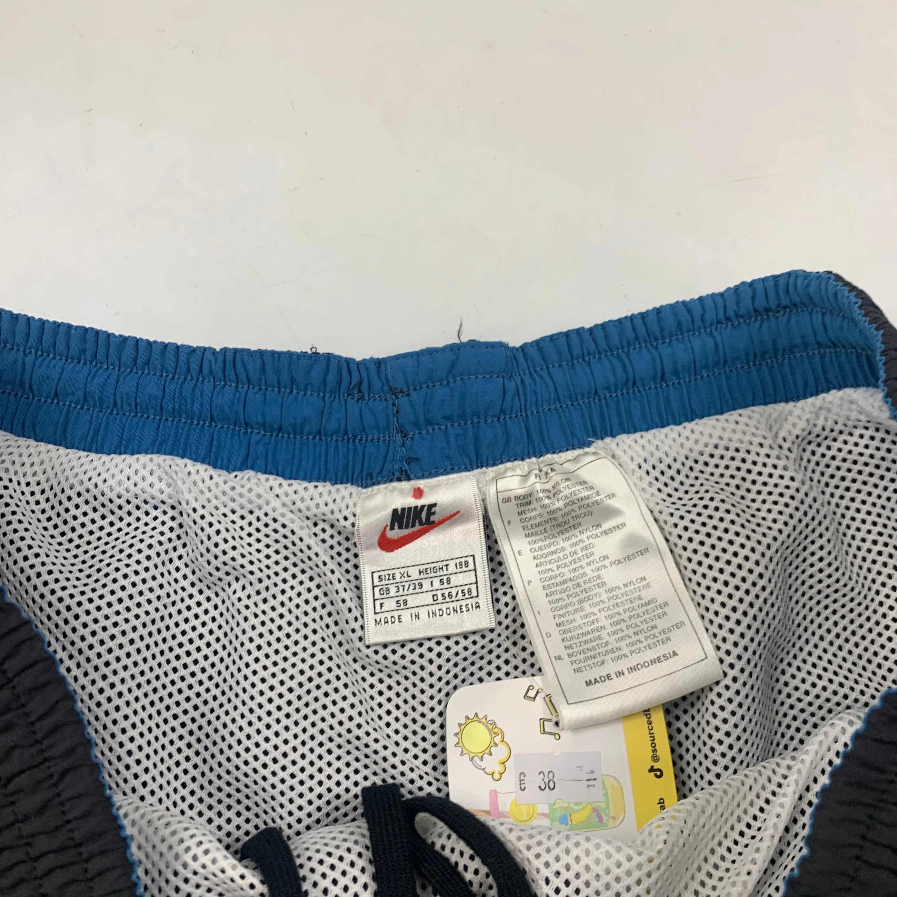 Nike Vintage Black Shorts (XL)