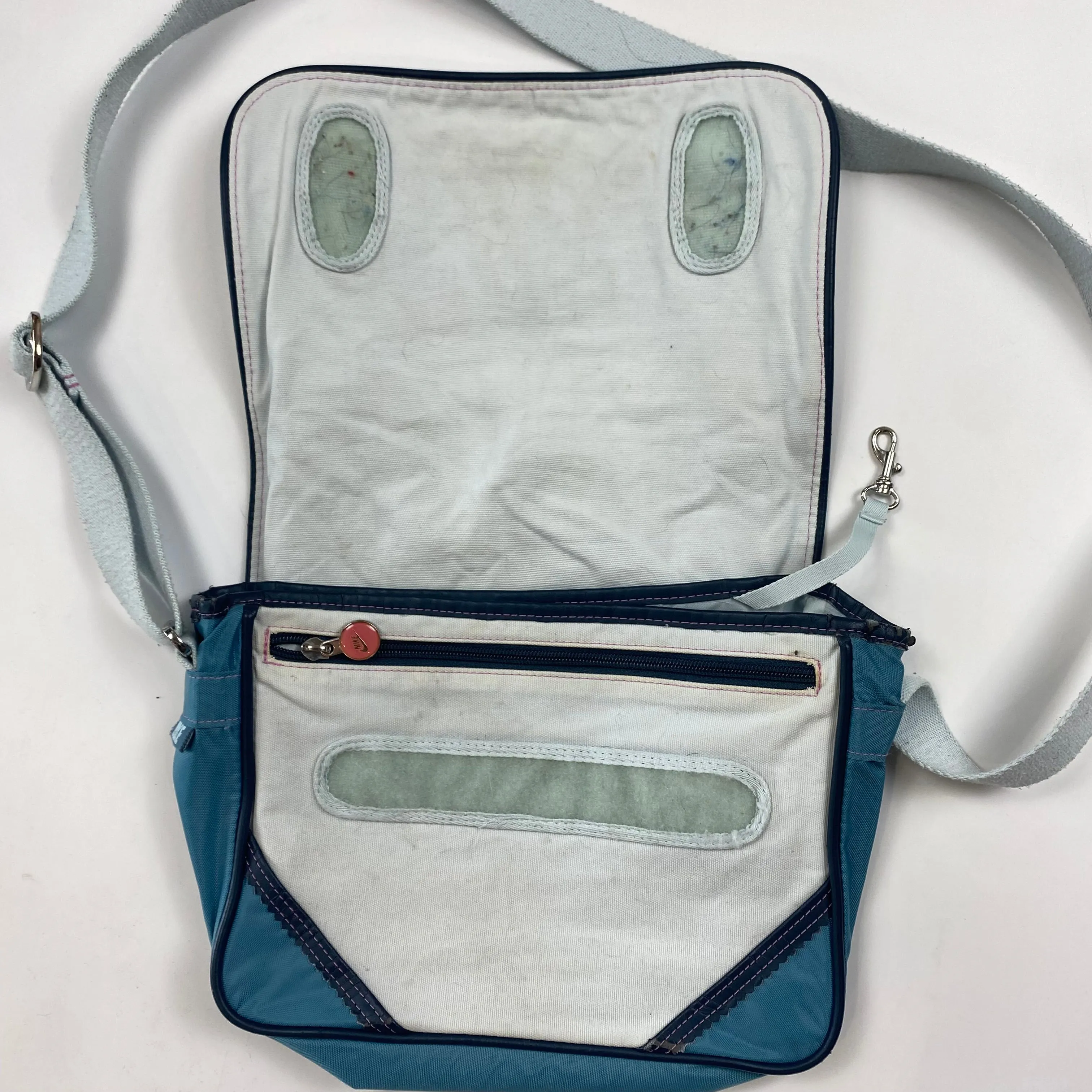 Nike Vintage White Shoulder Pack