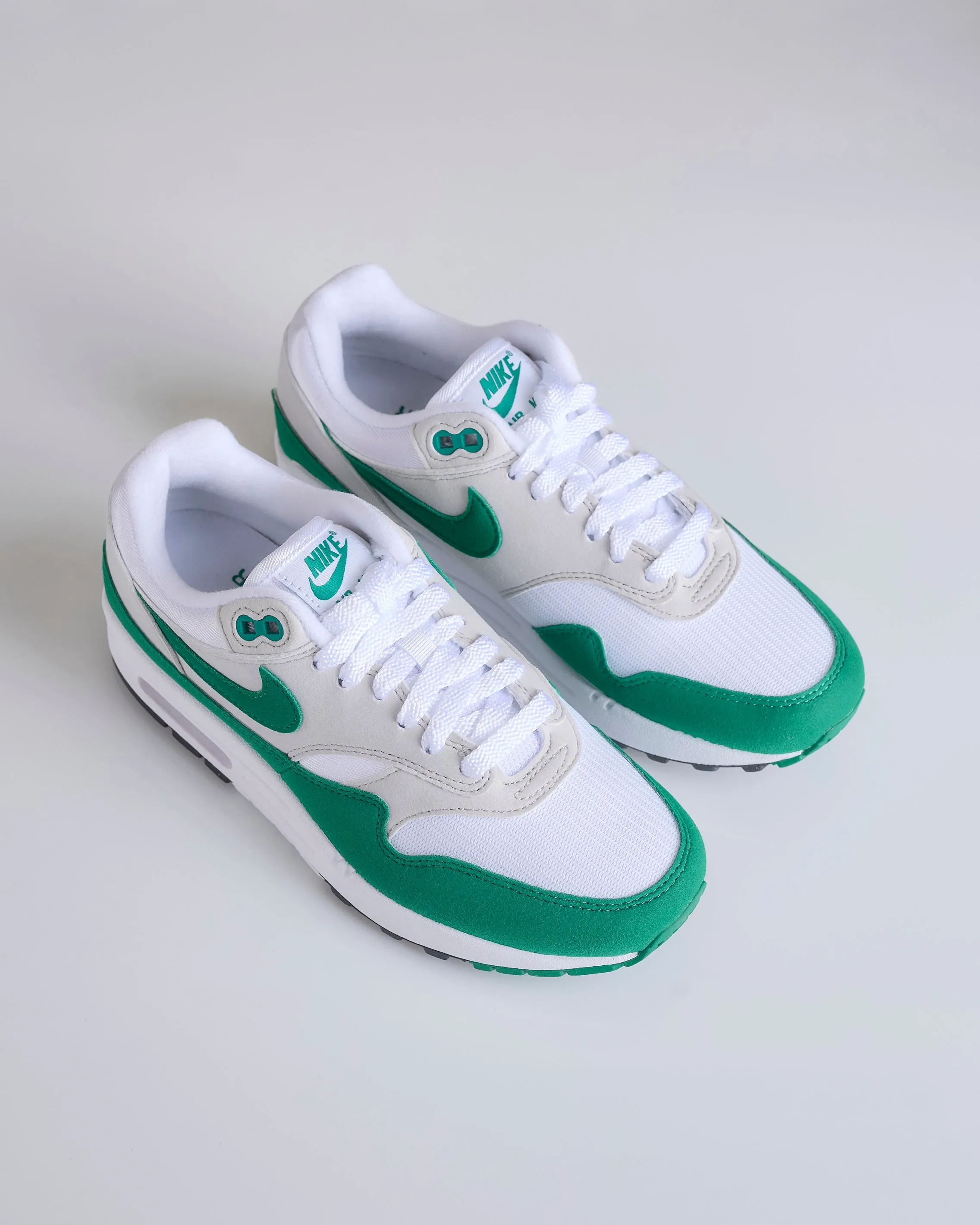 Nike Women's Nike Air Max 1 Neutral Grey Malachite-White-Black