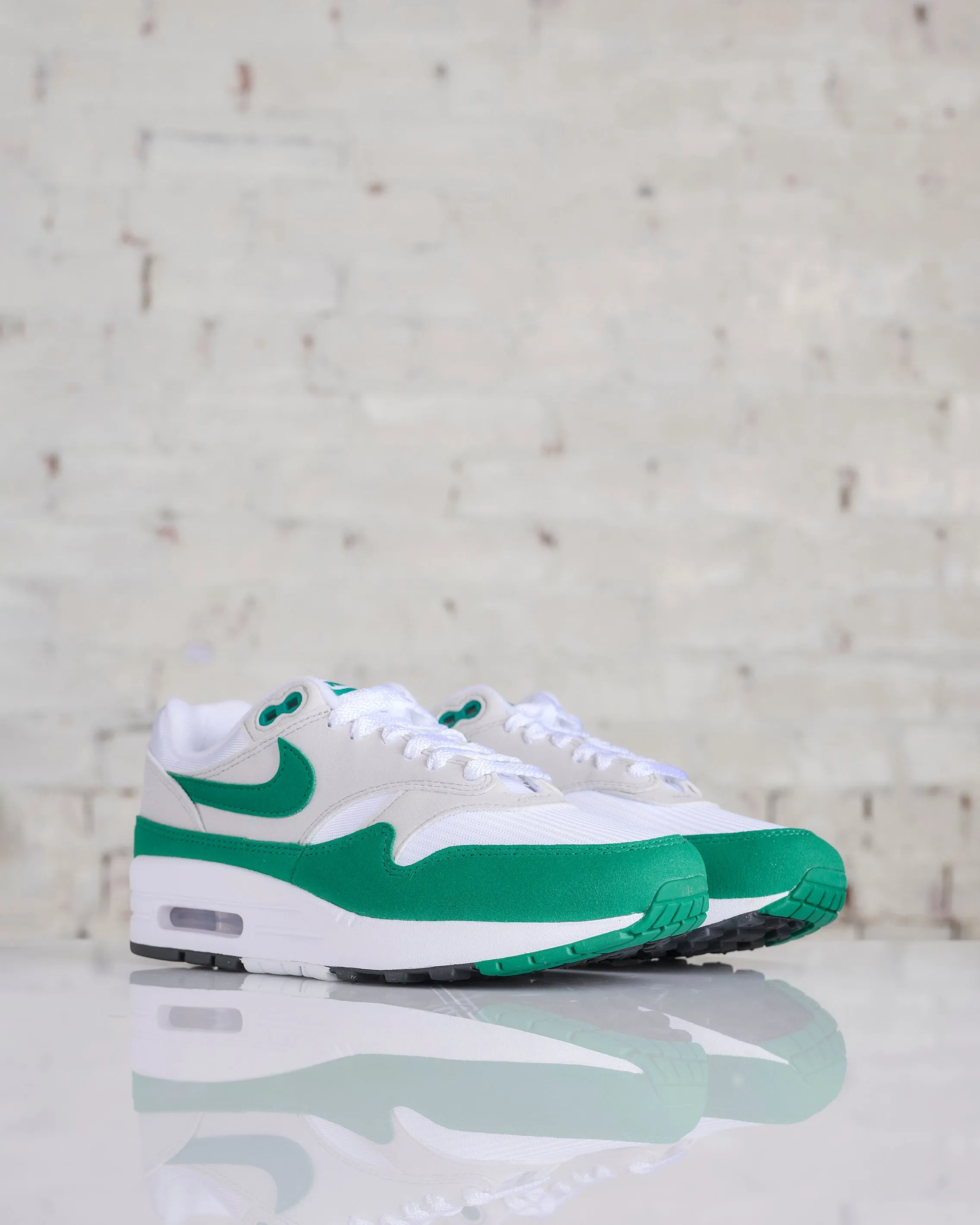 Nike Women's Nike Air Max 1 Neutral Grey Malachite-White-Black