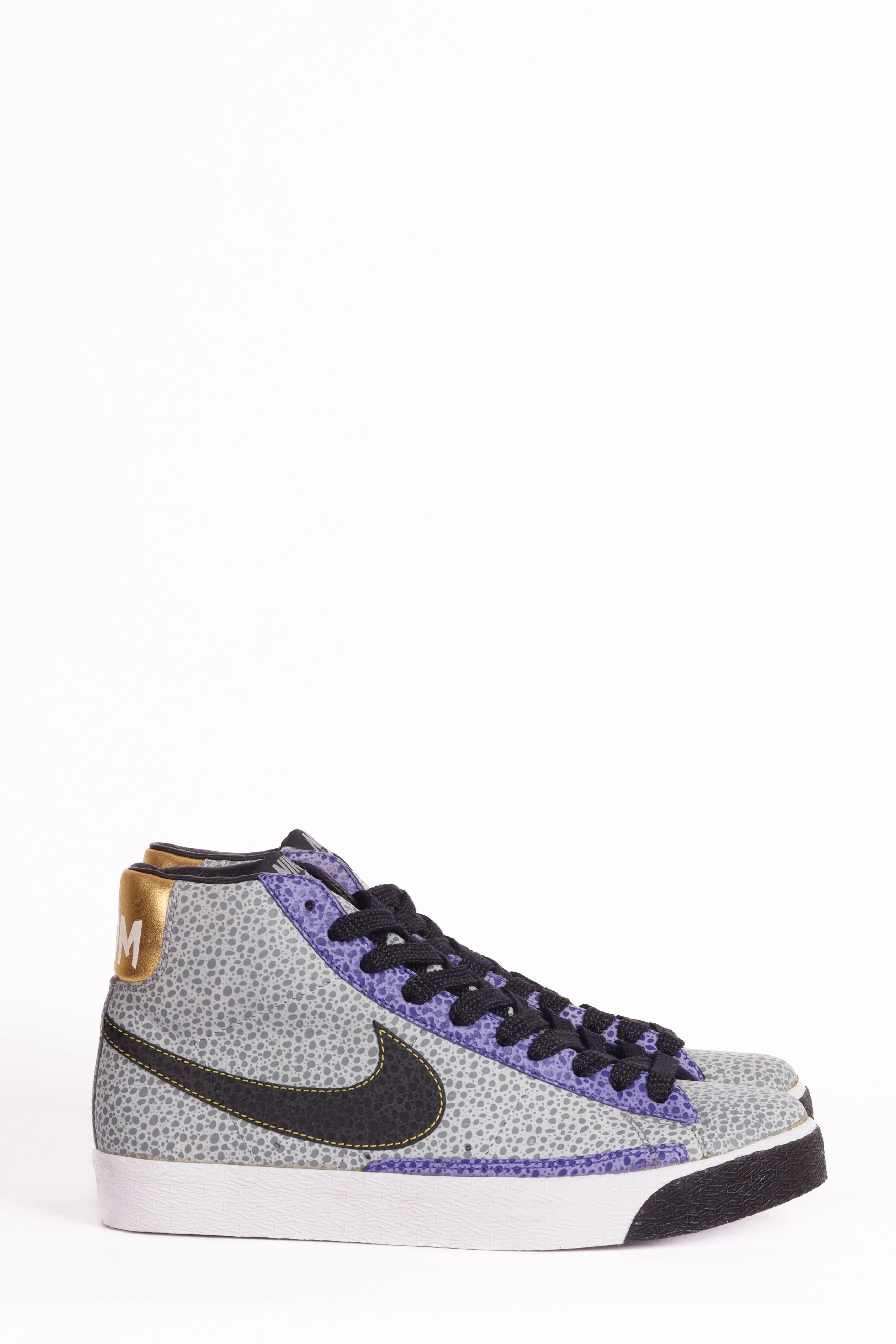 Nike x Dave's Quality Meats Blazer Mid Premium 'Medium Grey' (2008)