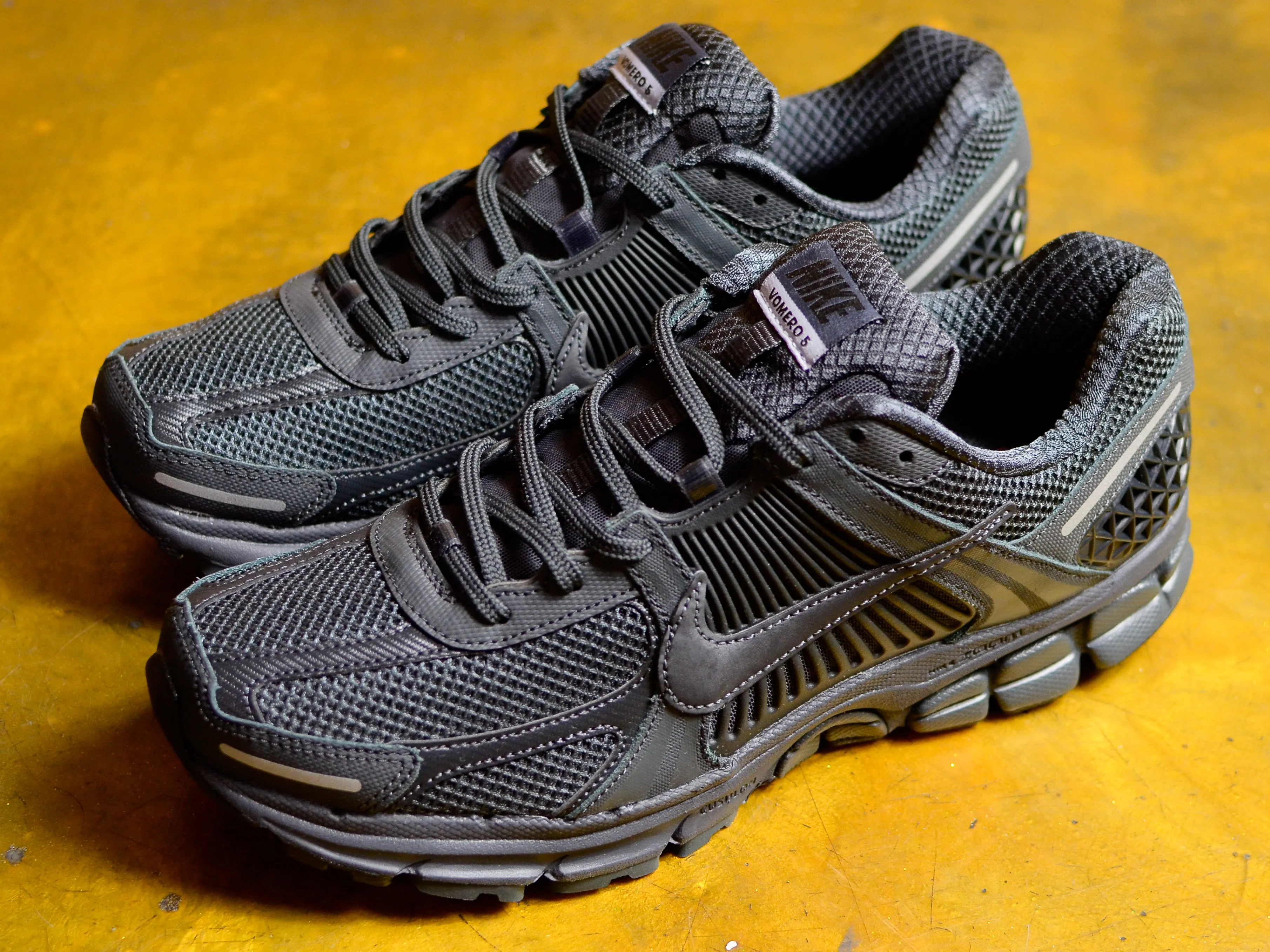 Nike Zoom Vomero 5 - Anthracite