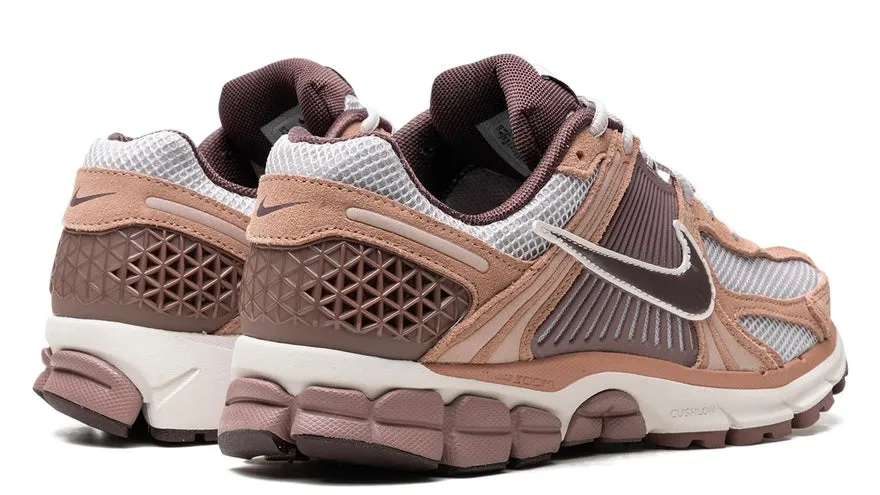 Nike Zoom Vomero 5 Dusted Clay