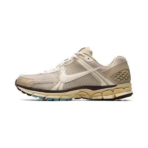 Nike Zoom Vomero 5 Oatmeal